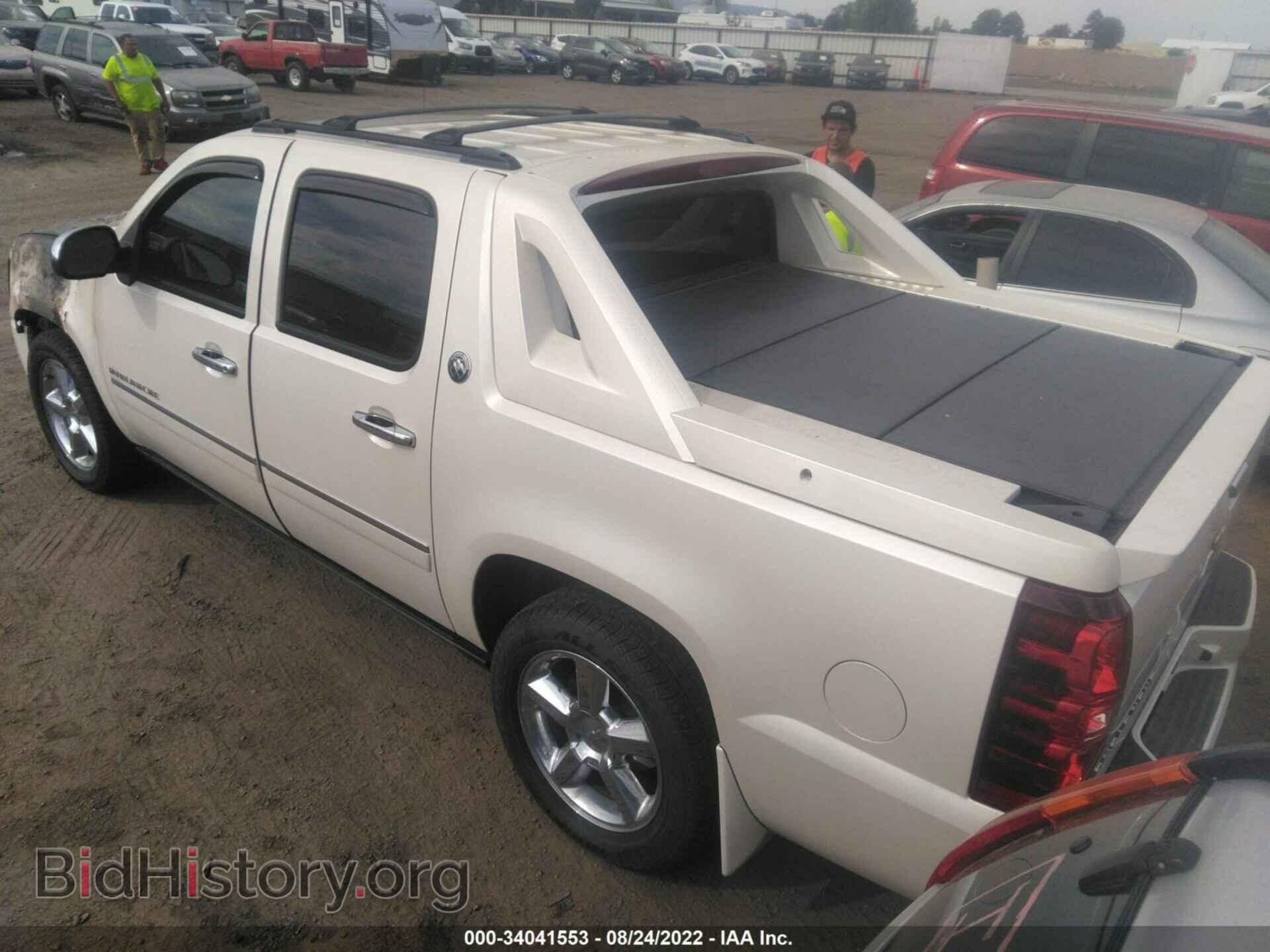 2013 CHEVROLET AVALANCHE - VIN: 3GNTKGE73DG137447 - Фото 3
