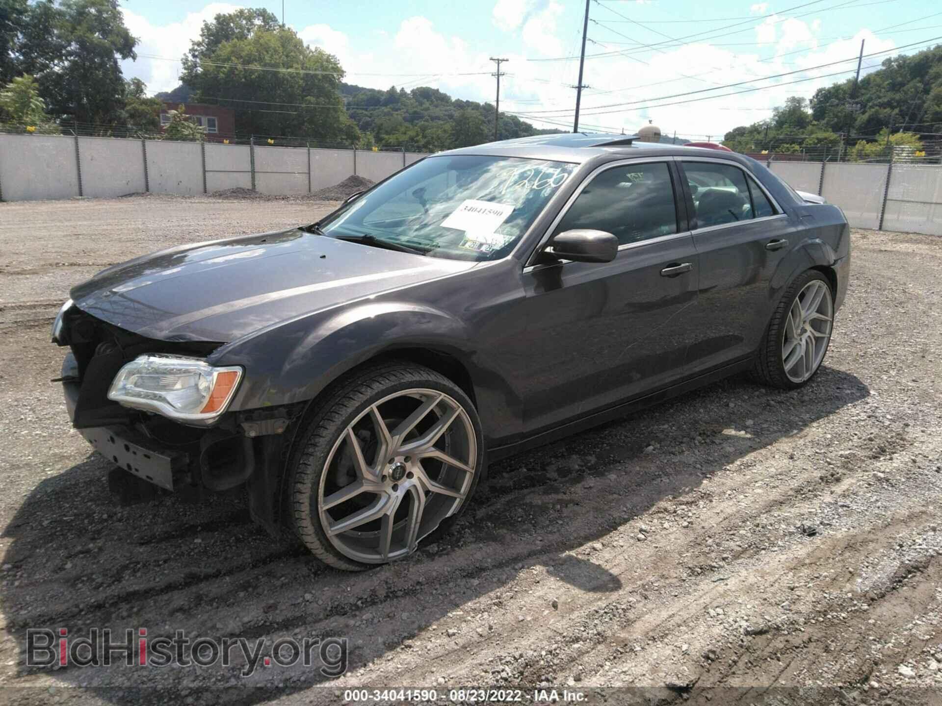 2014 CHRYSLER 300 - VIN: 2C3CCARG6EH229266 - Photo 2