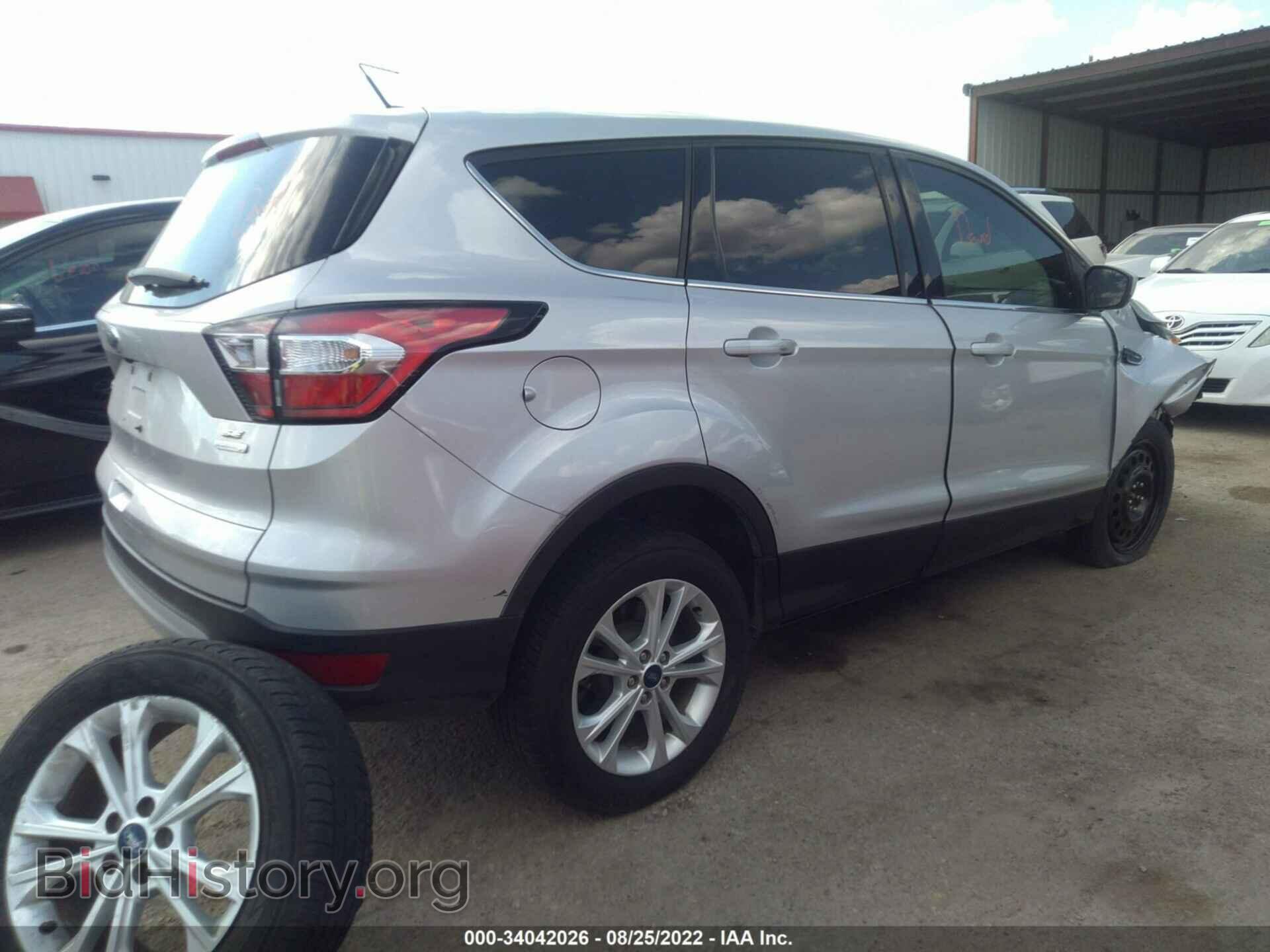 2017 FORD ESCAPE - VIN: 1FMCU0G96HUC81548 - Фото 4