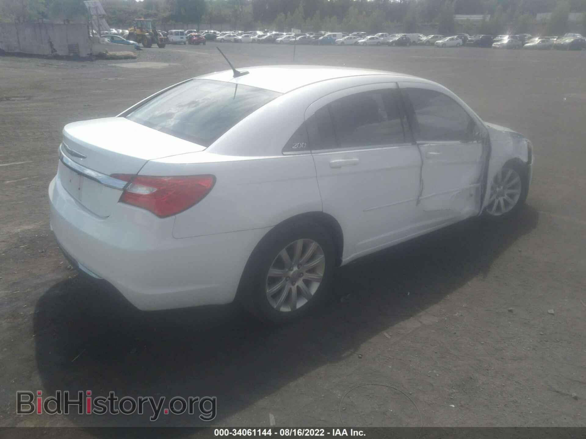 2012 CHRYSLER 200 - VIN: 1C3CCBBB1CN171852 - Фото 4