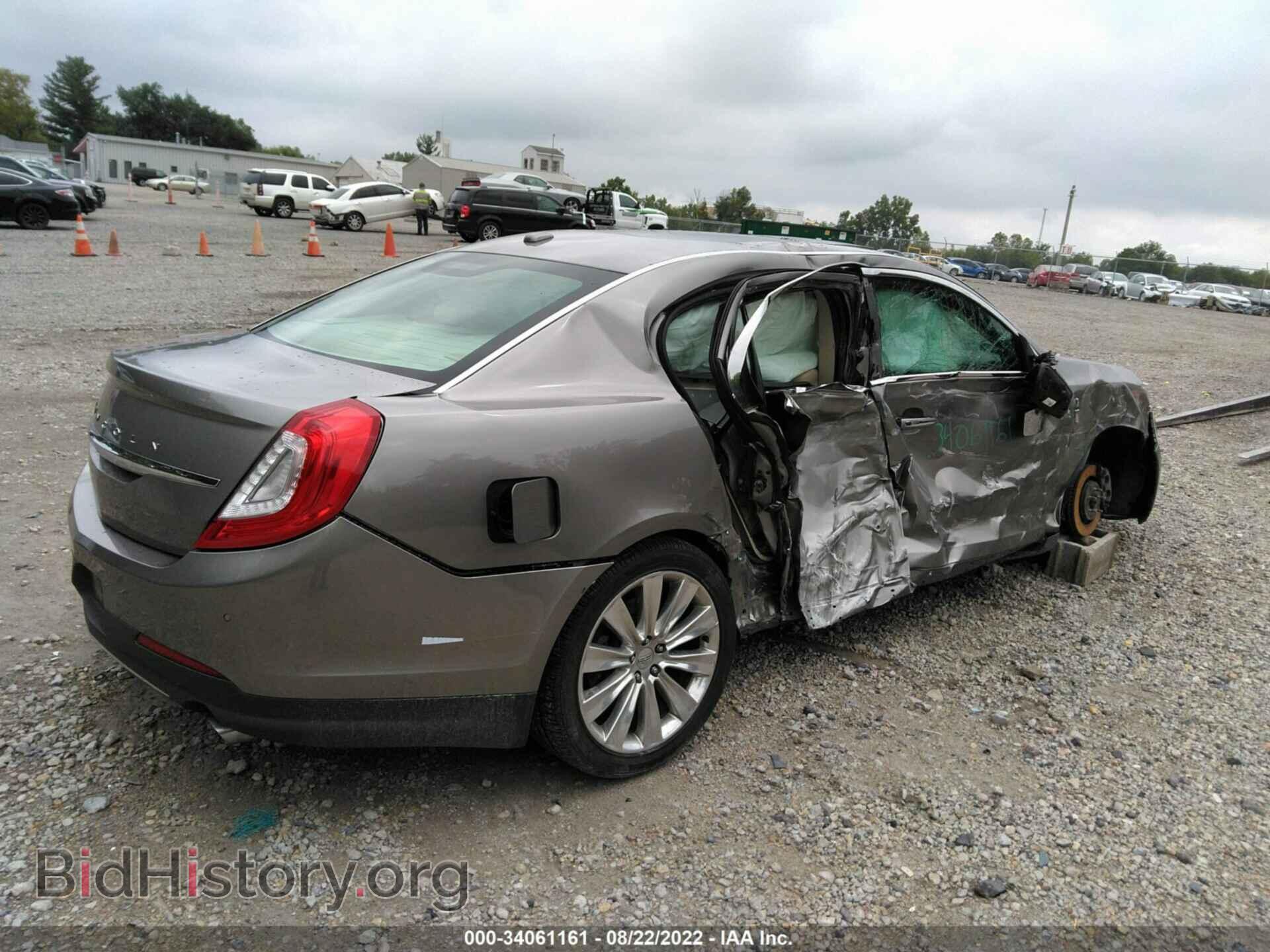 2016 LINCOLN MKS - VIN: 1LNHL9FT2GG600838 - Фото 4