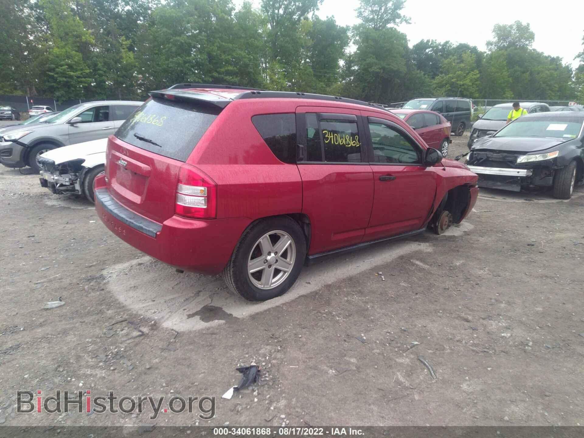 2007 JEEP COMPASS - VIN: 1J8FT47007D391760 - Фото 4