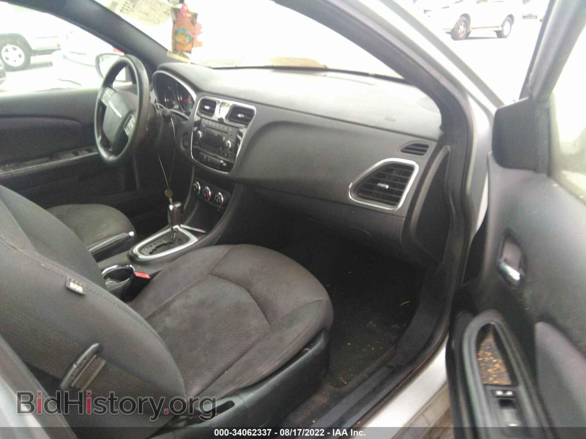 2012 CHRYSLER 200 - VIN: 1C3CCBAB4CN292604 - Фото 5