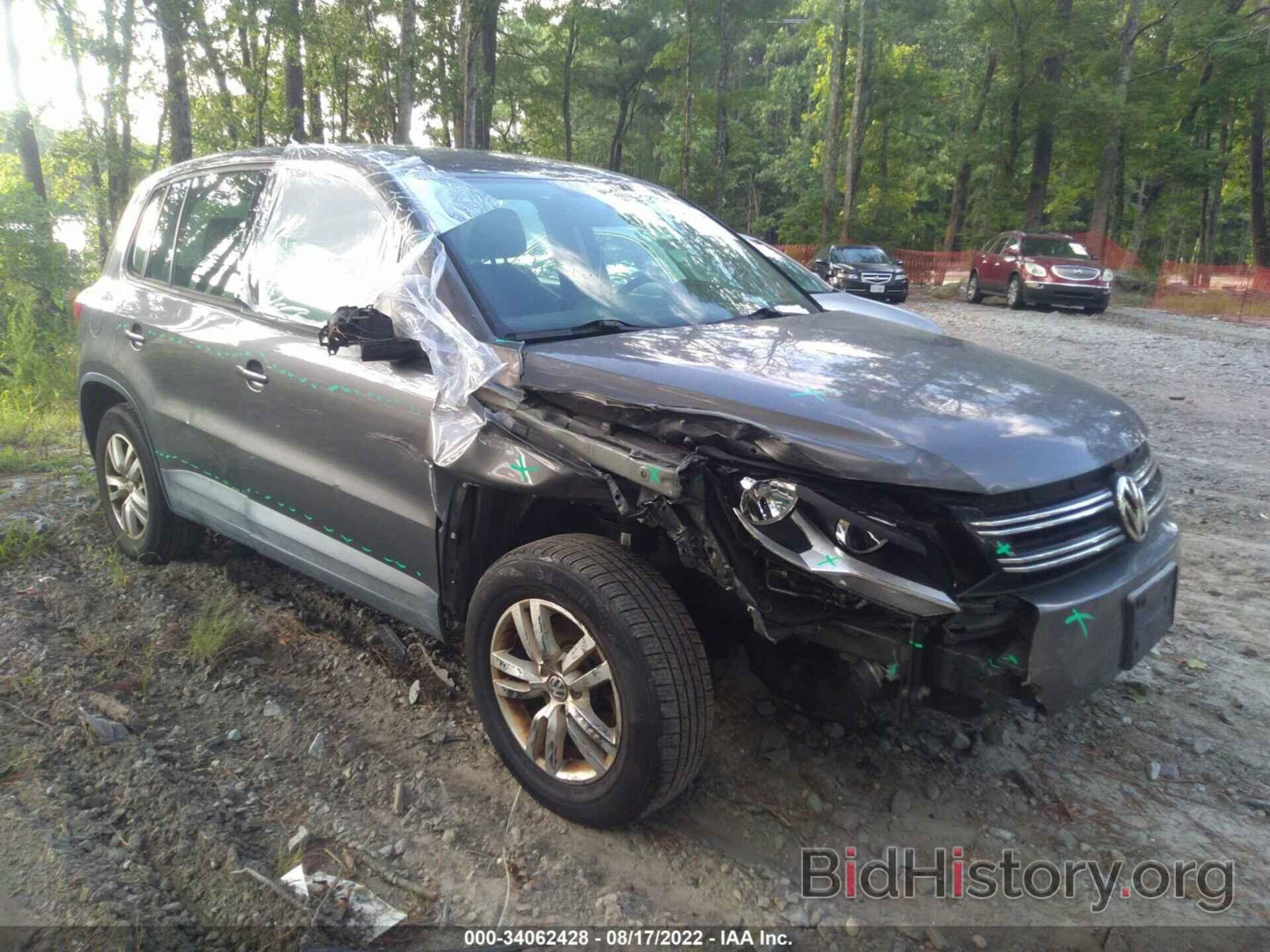 Photo WVGAV7AX2CW099668 - VOLKSWAGEN TIGUAN 2012