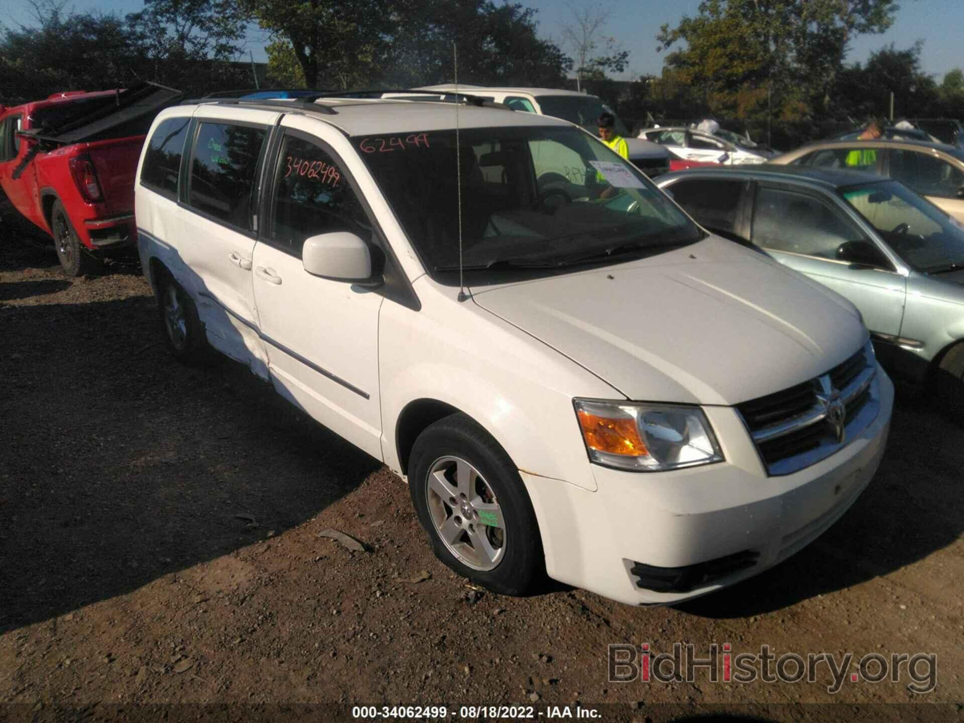 Photo 2D4RN5D1XAR195561 - DODGE GRAND CARAVAN 2010