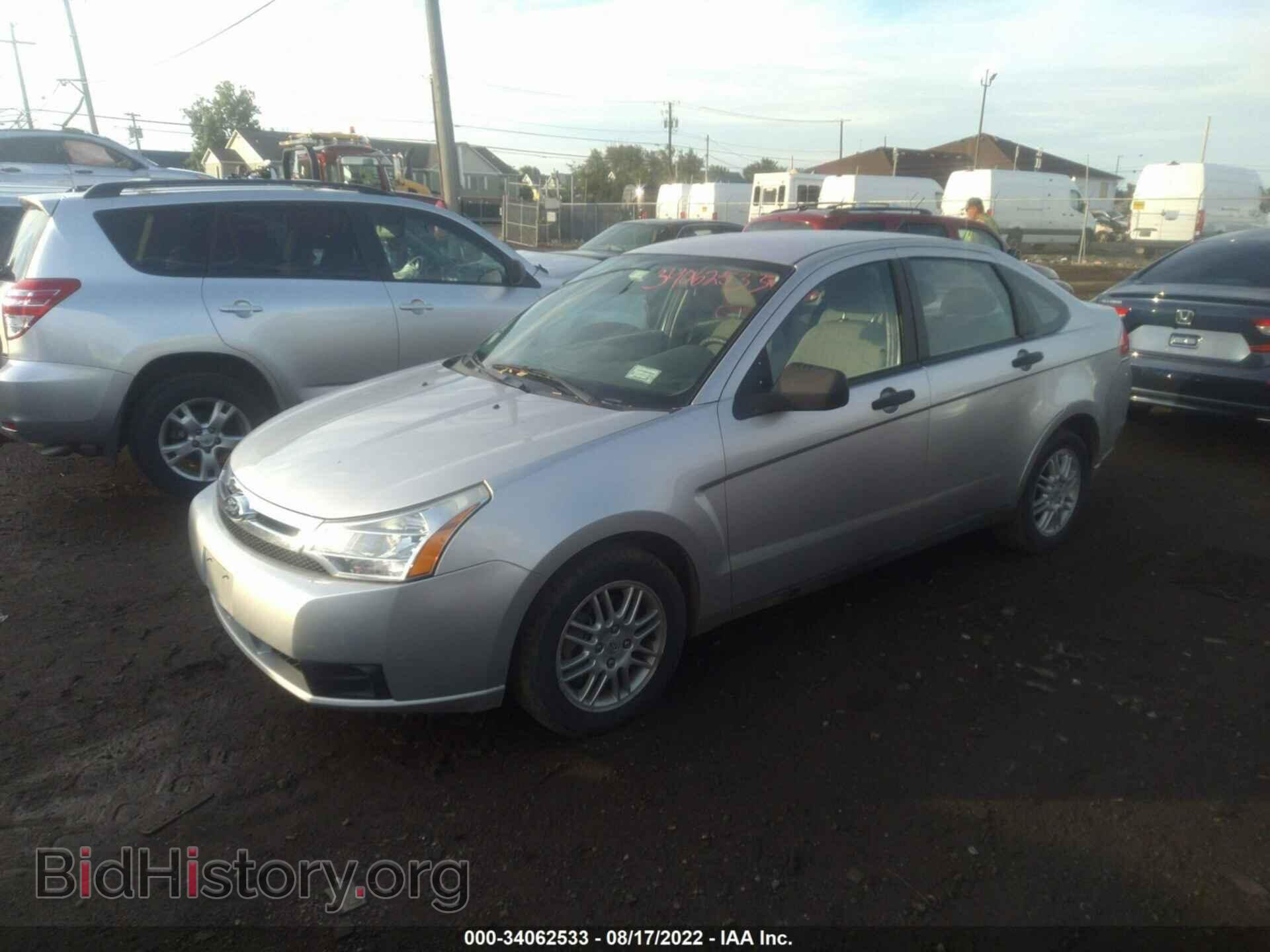 2011 FORD FOCUS - VIN: 1FAHP3FN9BW161665 - Фото 2