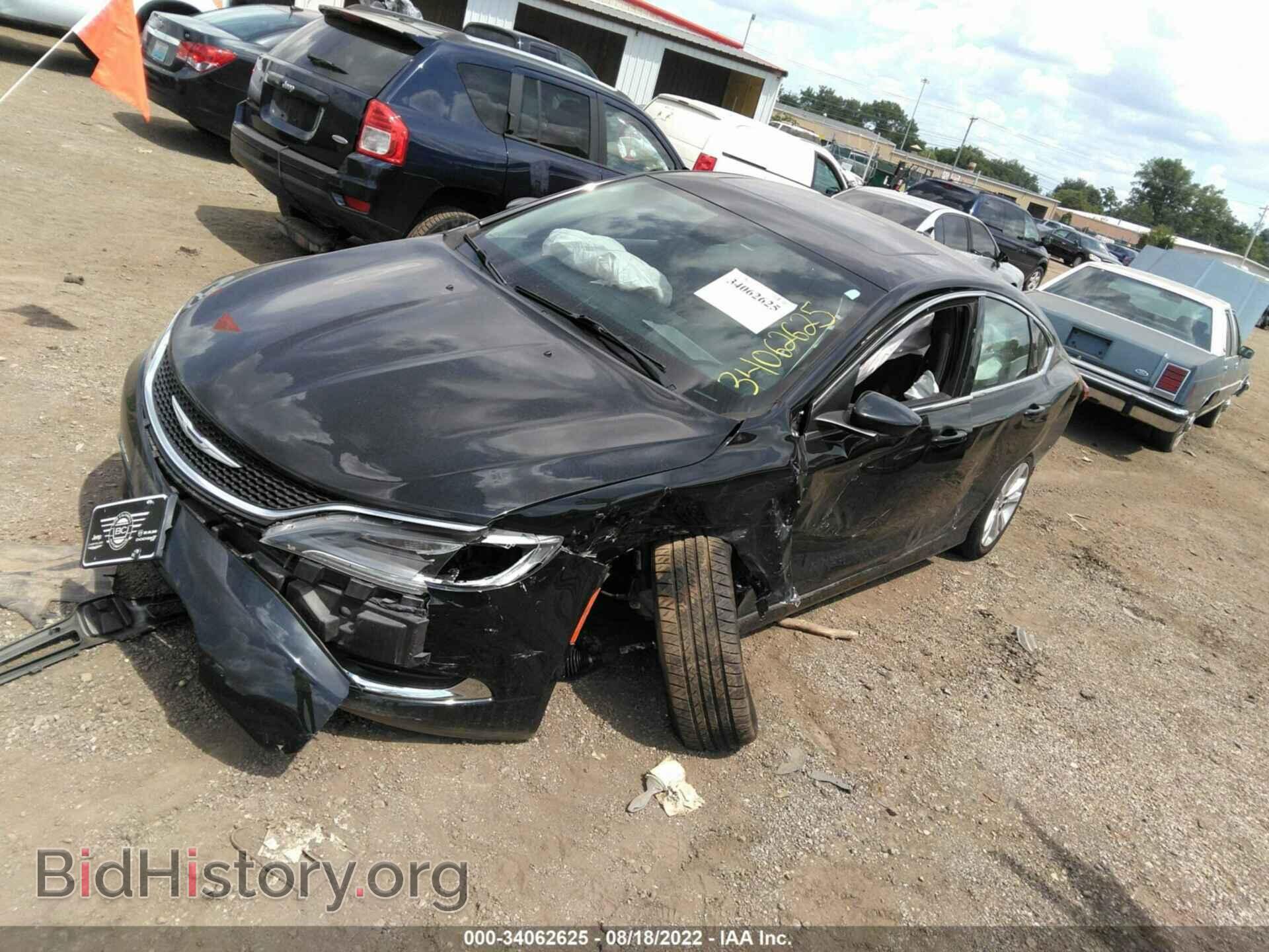 2016 CHRYSLER 200 - VIN: 1C3CCCAB1GN157592 - Фото 2
