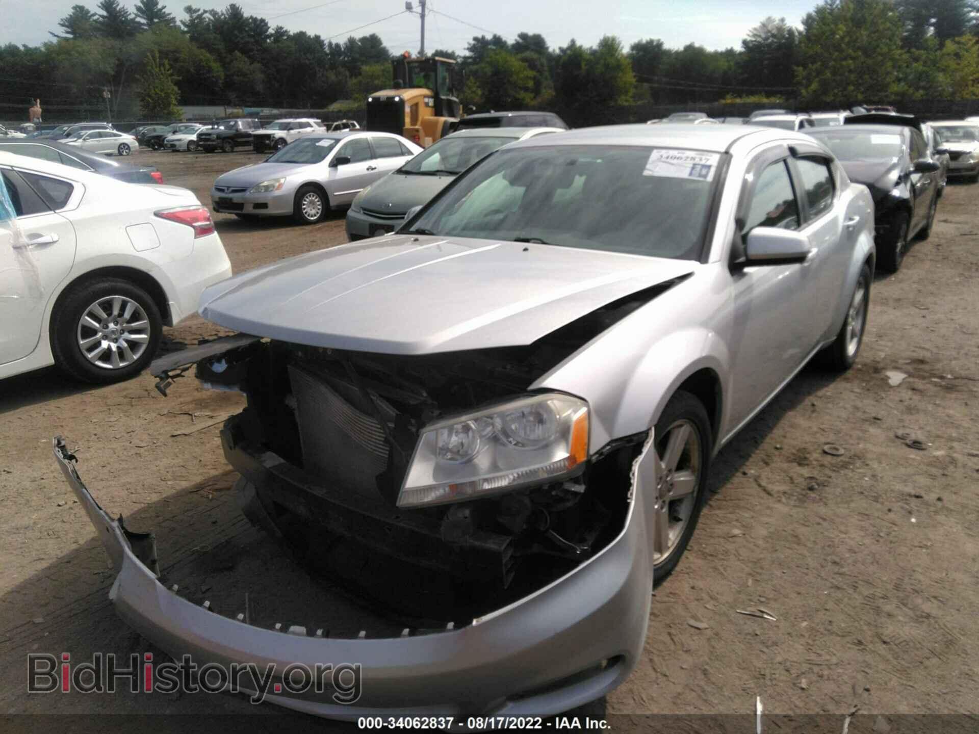 2011 DODGE AVENGER - VIN: 1B3BD1FB3BN591184 - Фото 2