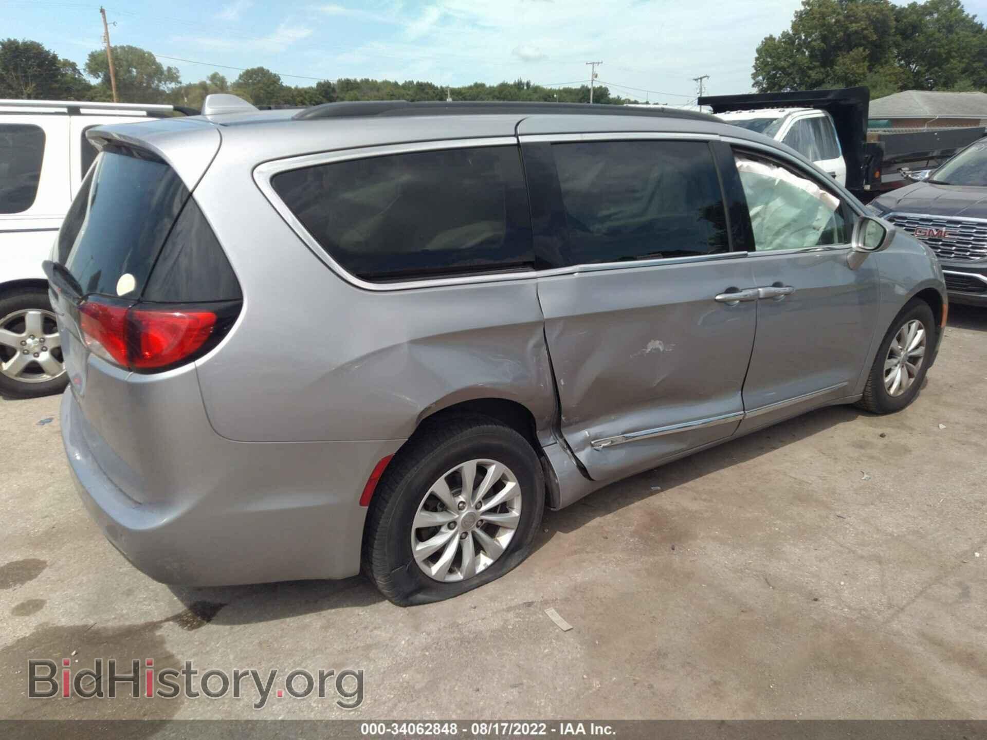 2017 CHRYSLER PACIFICA - VIN: 2C4RC1BG3HR627288 - Фото 4