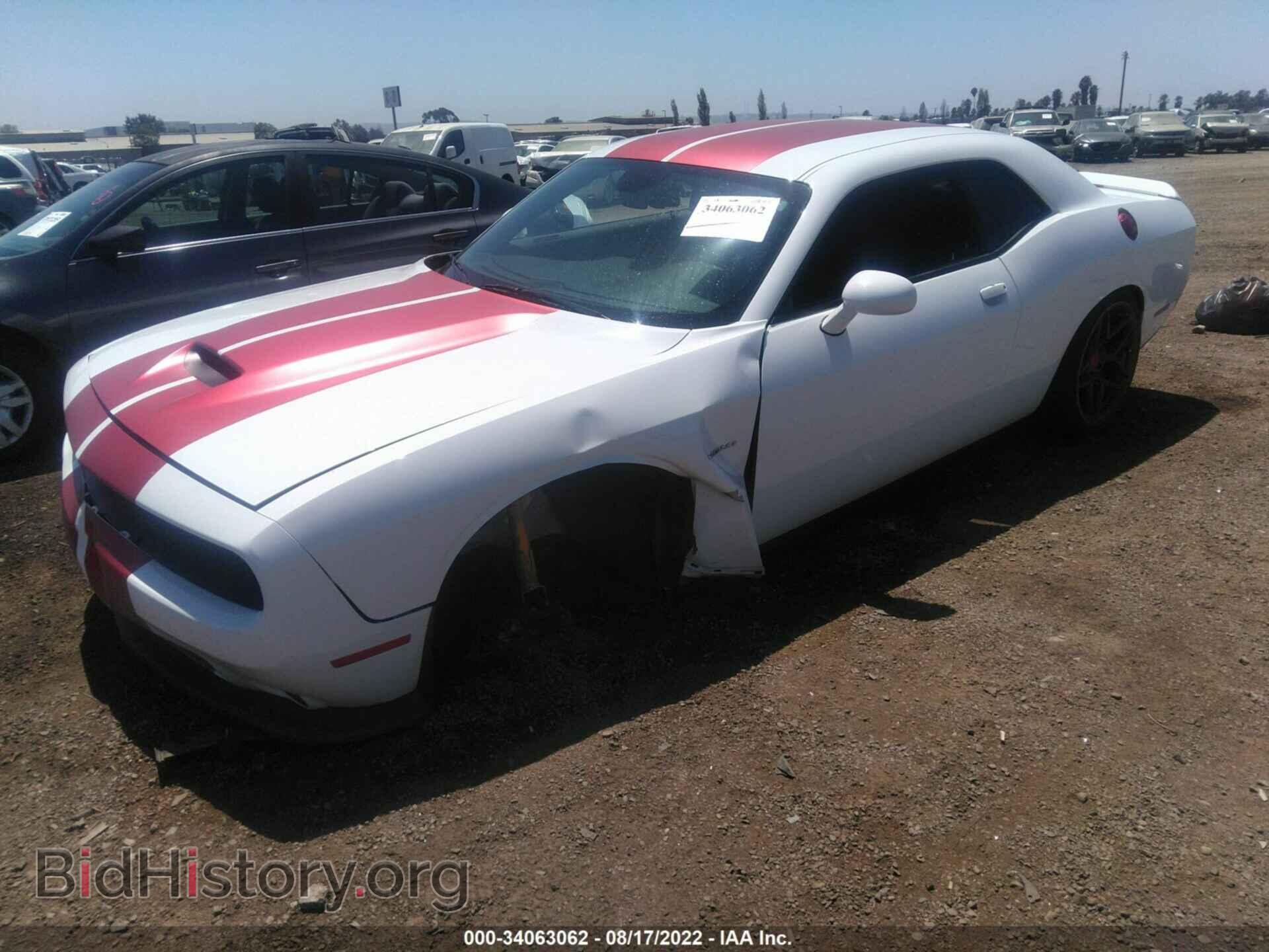 2020 DODGE CHALLENGER - VIN: 2C3CDZBTXLH130868 - Photo 2