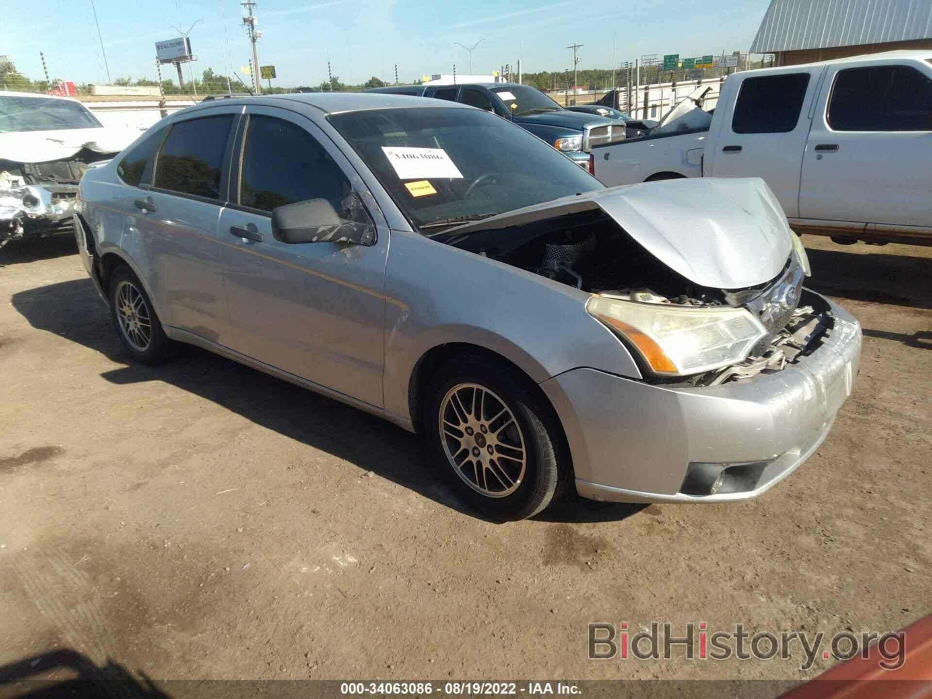 Photo 1FAHP3FNXAW259182 - FORD FOCUS 2010