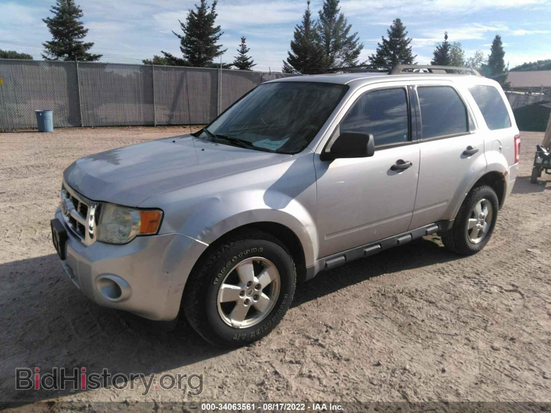 2010 FORD ESCAPE - VIN: 1FMCU0C72AKC30215 - Фото 2