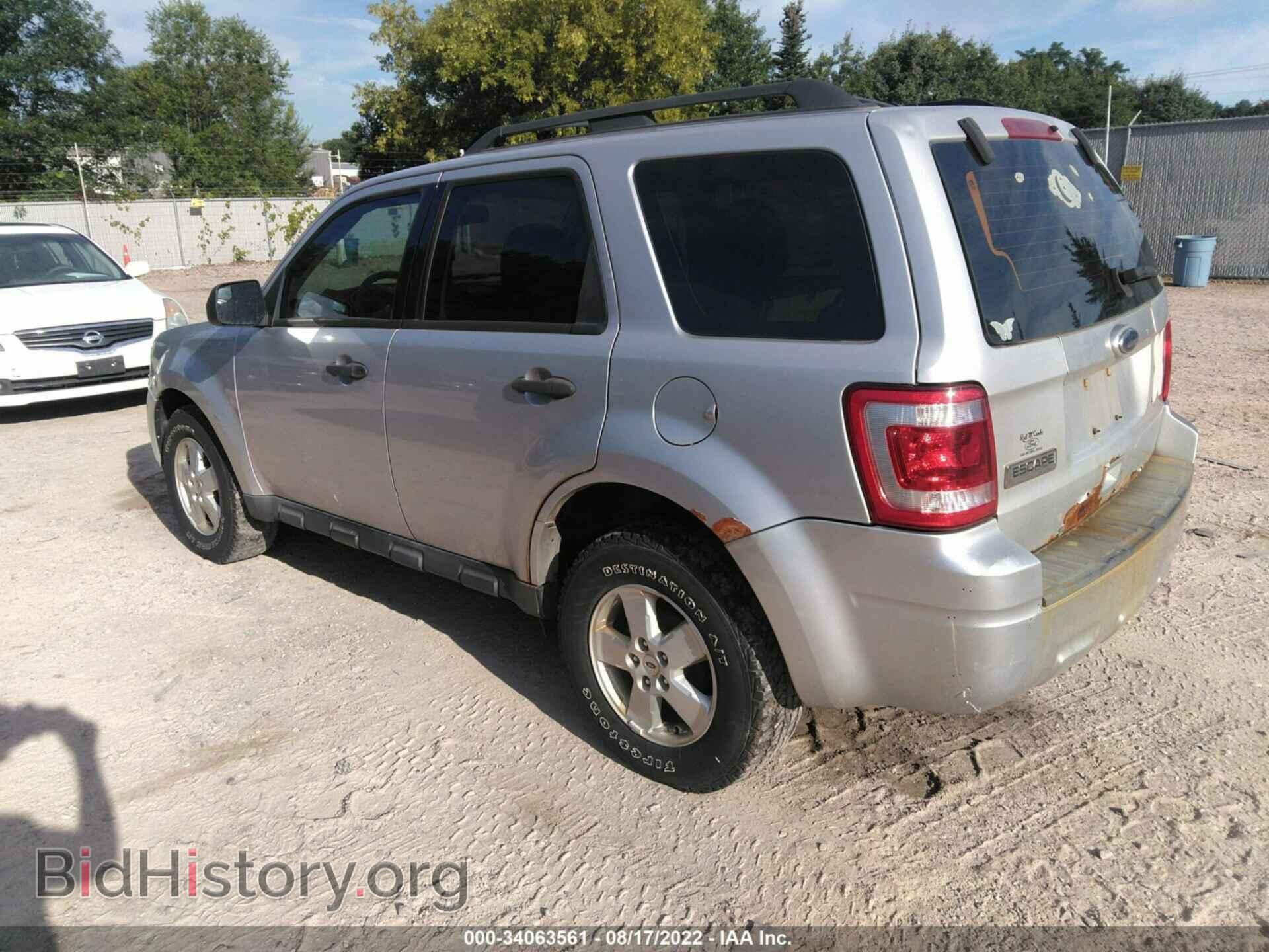 2010 FORD ESCAPE - VIN: 1FMCU0C72AKC30215 - Фото 3