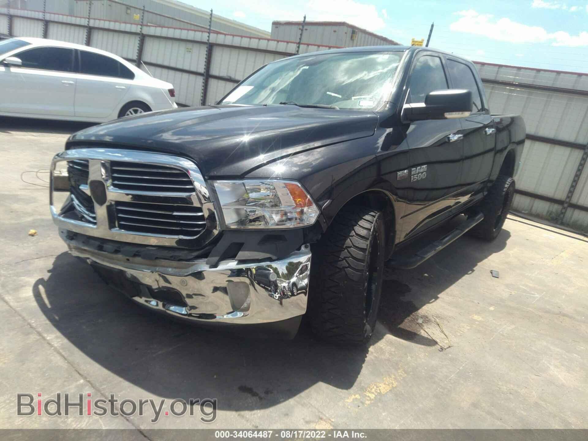 2017 RAM 1500 - VIN: 1C6RR6LT0HS536282 - Photo 2