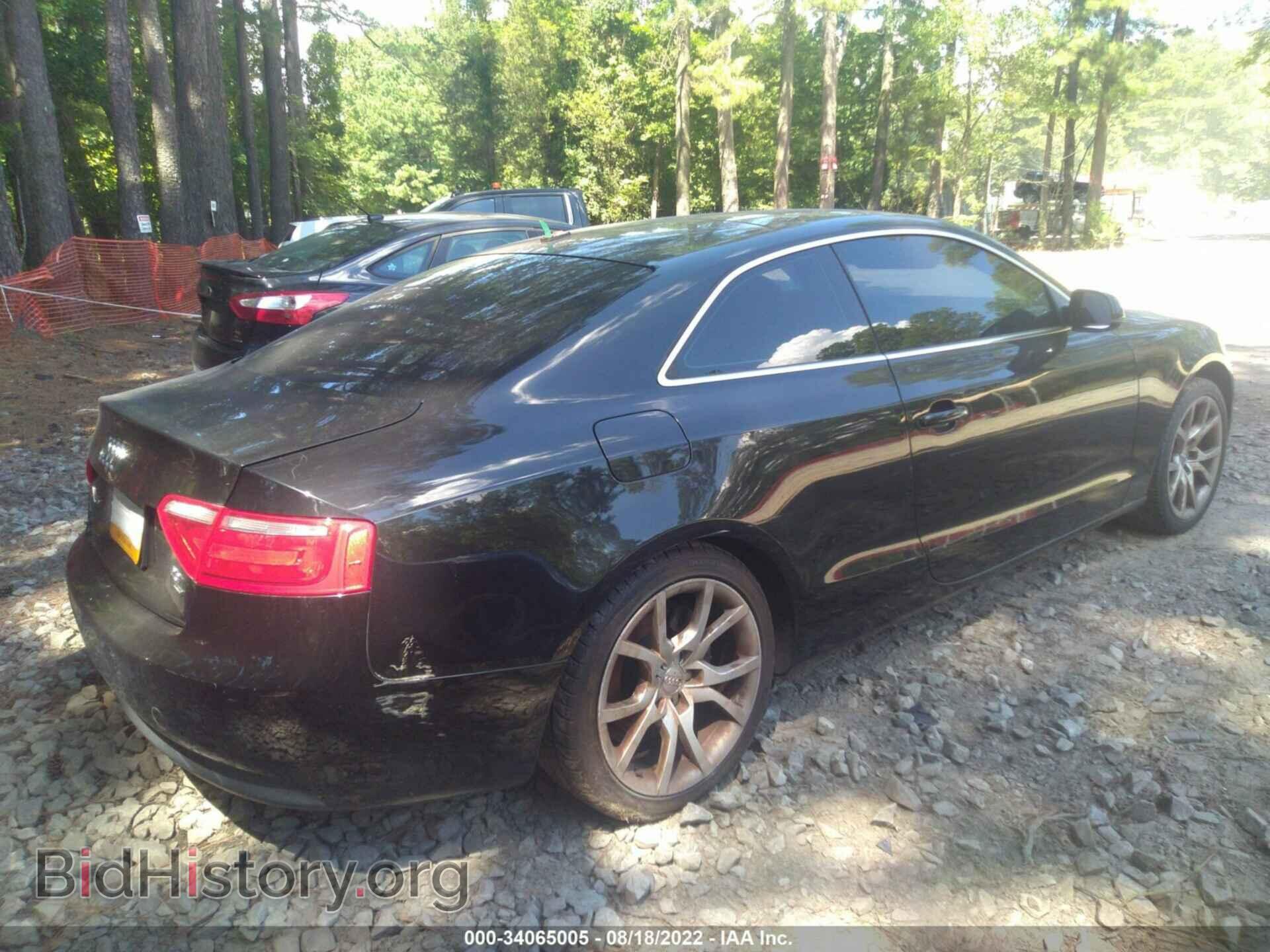 2010 AUDI A5 - VIN: WAUCFAFR2AA057736 - Фото 4