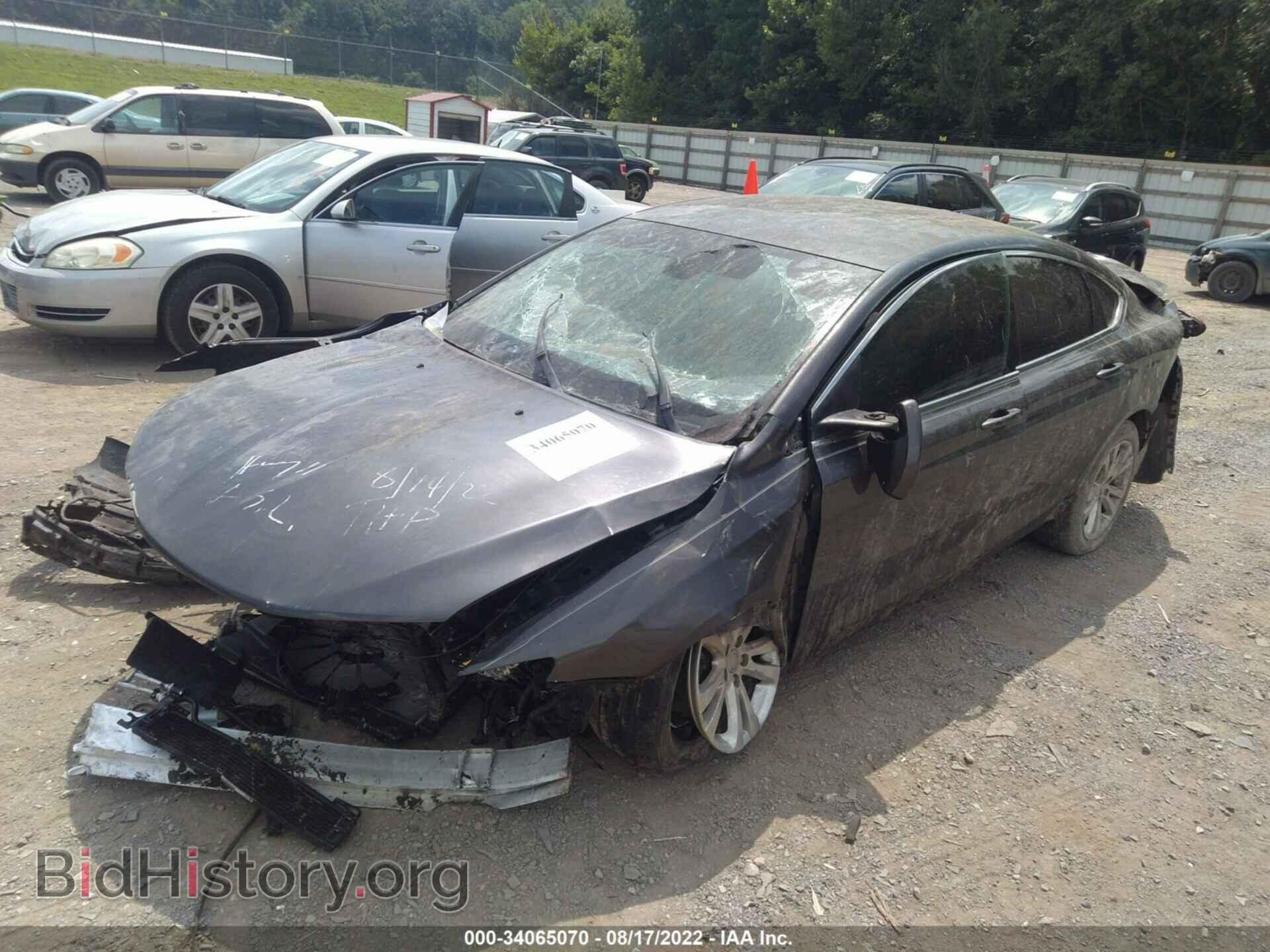 2015 CHRYSLER 200 - VIN: 1C3CCCABXFN660701 - Фото 2