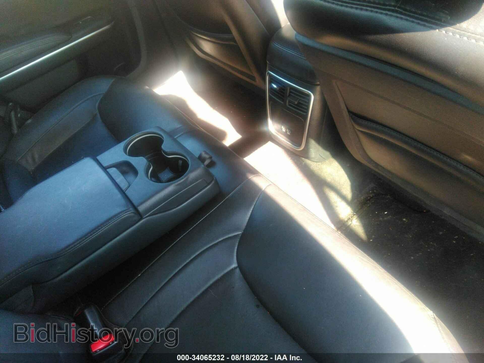 2015 CHRYSLER 300 - VIN: 2C3CCAAG4FH841883 - Фото 8
