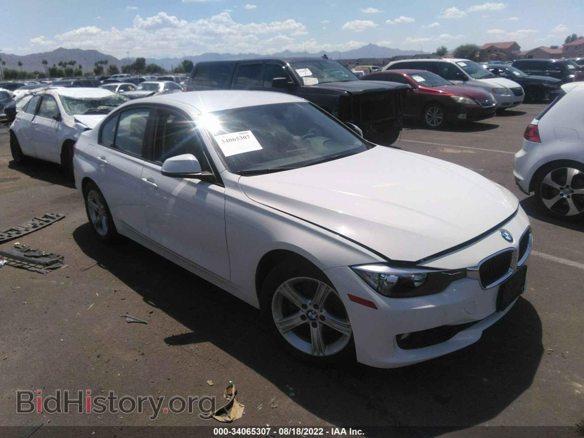 Photo WBA3C1C55CF430767 - BMW 3 SERIES 2012