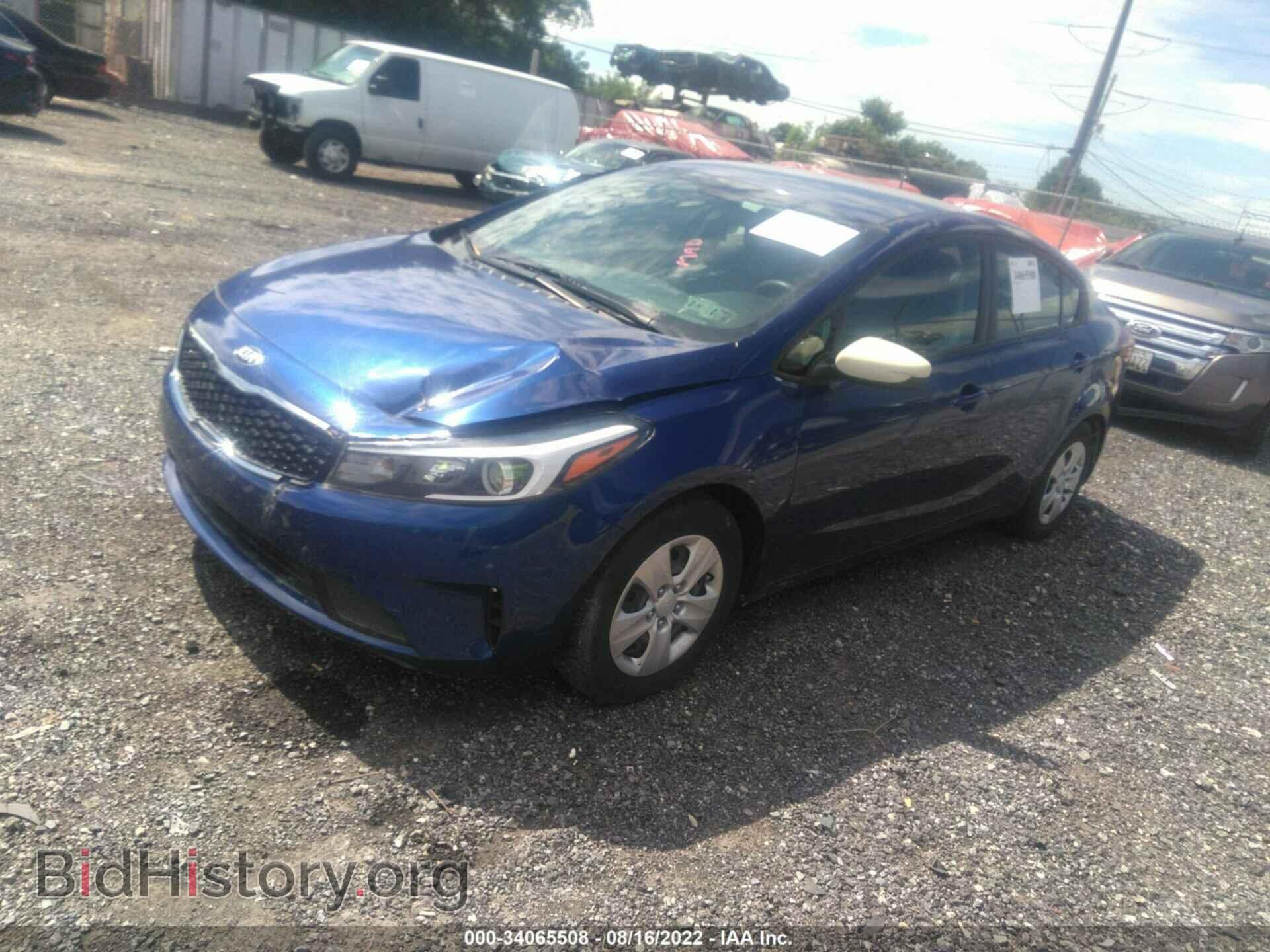 2017 KIA FORTE - VIN: 3KPFK4A72HE112017 - Photo 2