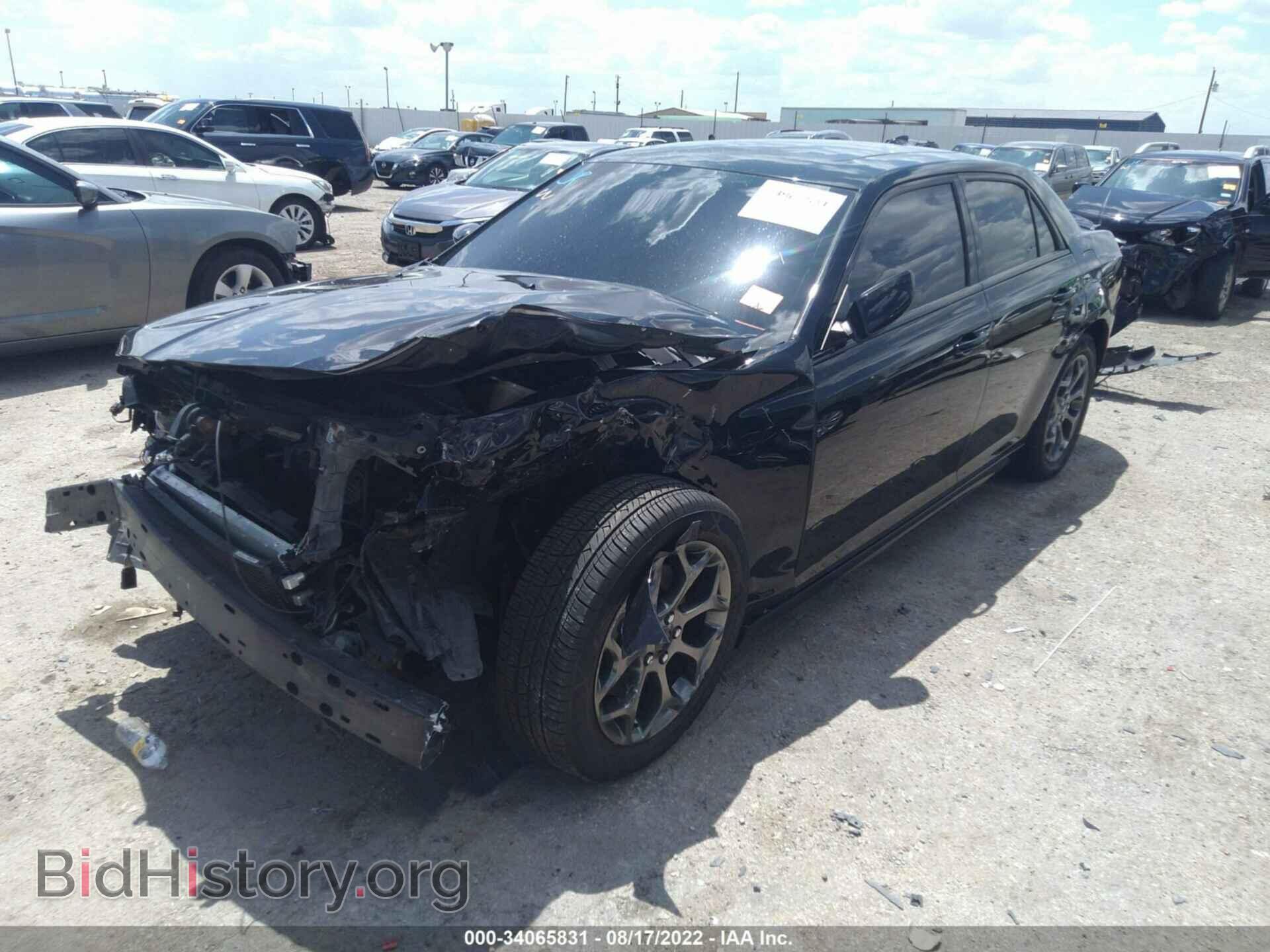2017 CHRYSLER 300 - VIN: 2C3CCAGG2HH541818 - Фото 2