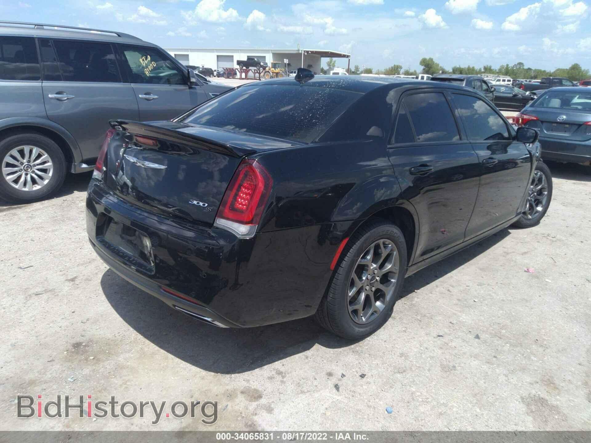 2017 CHRYSLER 300 - VIN: 2C3CCAGG2HH541818 - Фото 4
