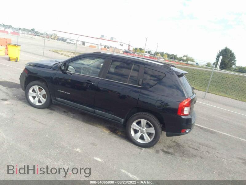 2011 Jeep COMPASS (VIN 1J4NT1FA1BD207859) — photo 3 of 11