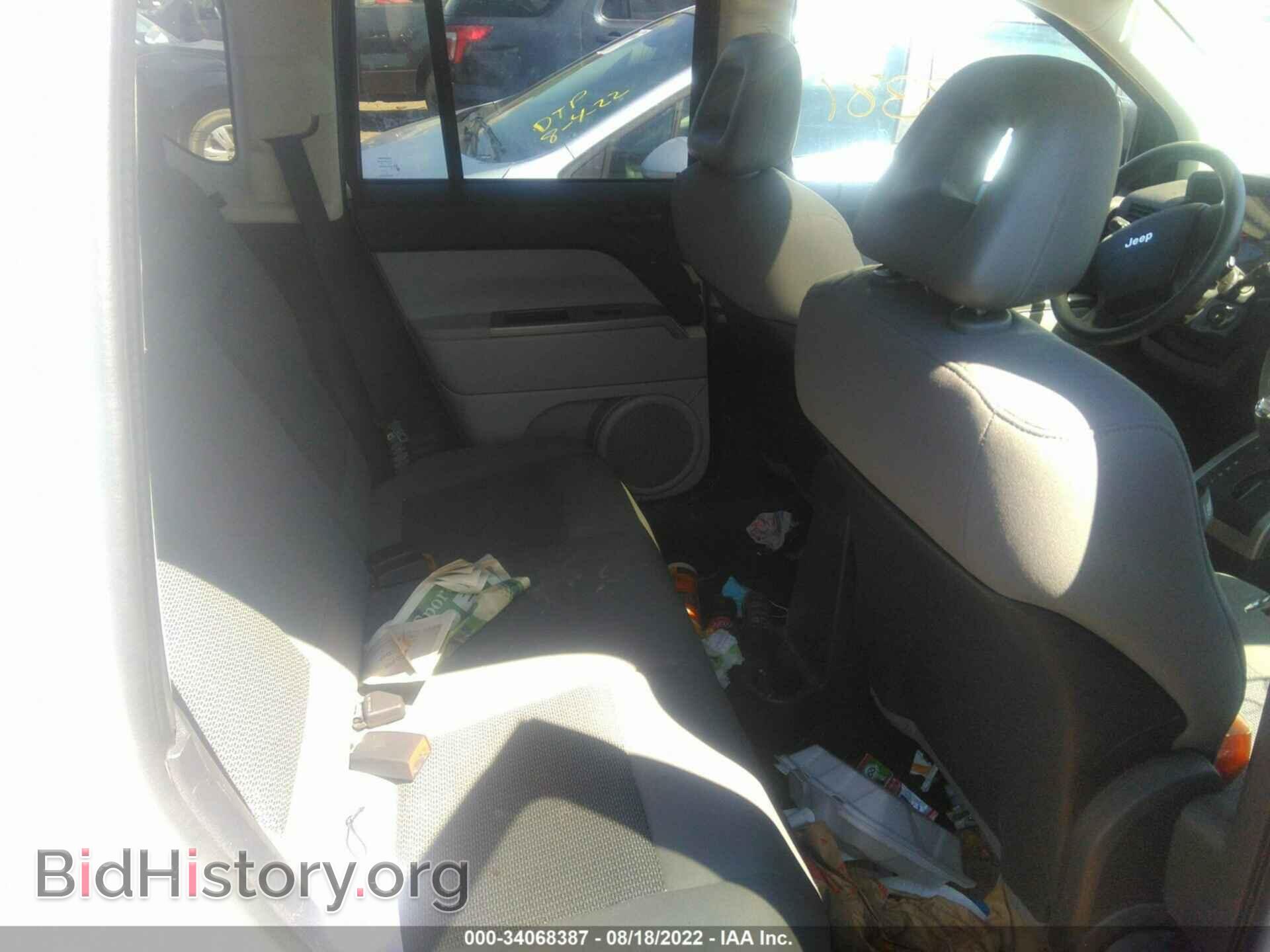 2007 JEEP COMPASS - VIN: 1J8FT47W77D124183 - Фото 8