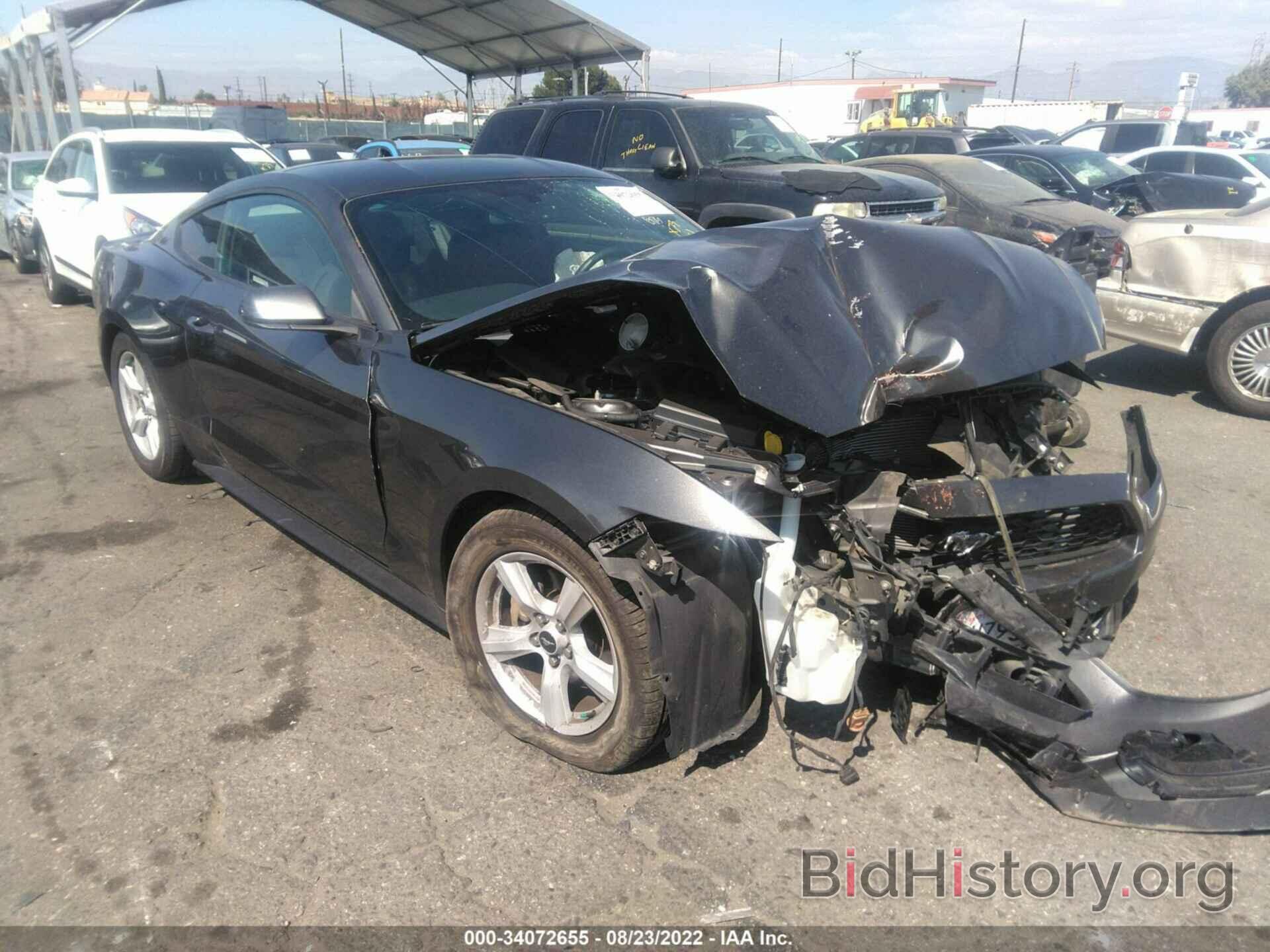 Photo 1FA6P8AM2G5256911 - FORD MUSTANG 2016
