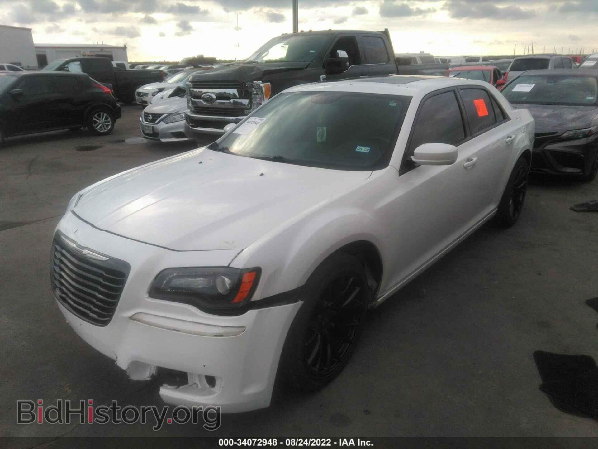 2014 CHRYSLER 300 - VIN: 2C3CCABG1EH383152 - Фото 2