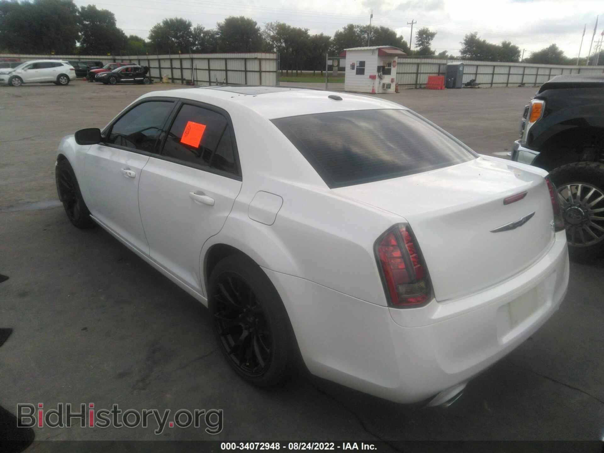 2014 CHRYSLER 300 - VIN: 2C3CCABG1EH383152 - Фото 3