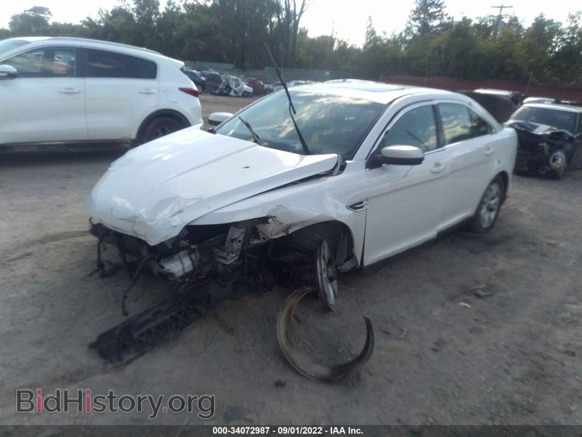 2010 FORD TAURUS - VIN: 1FAHP2EW1AG137549 - Фото 2