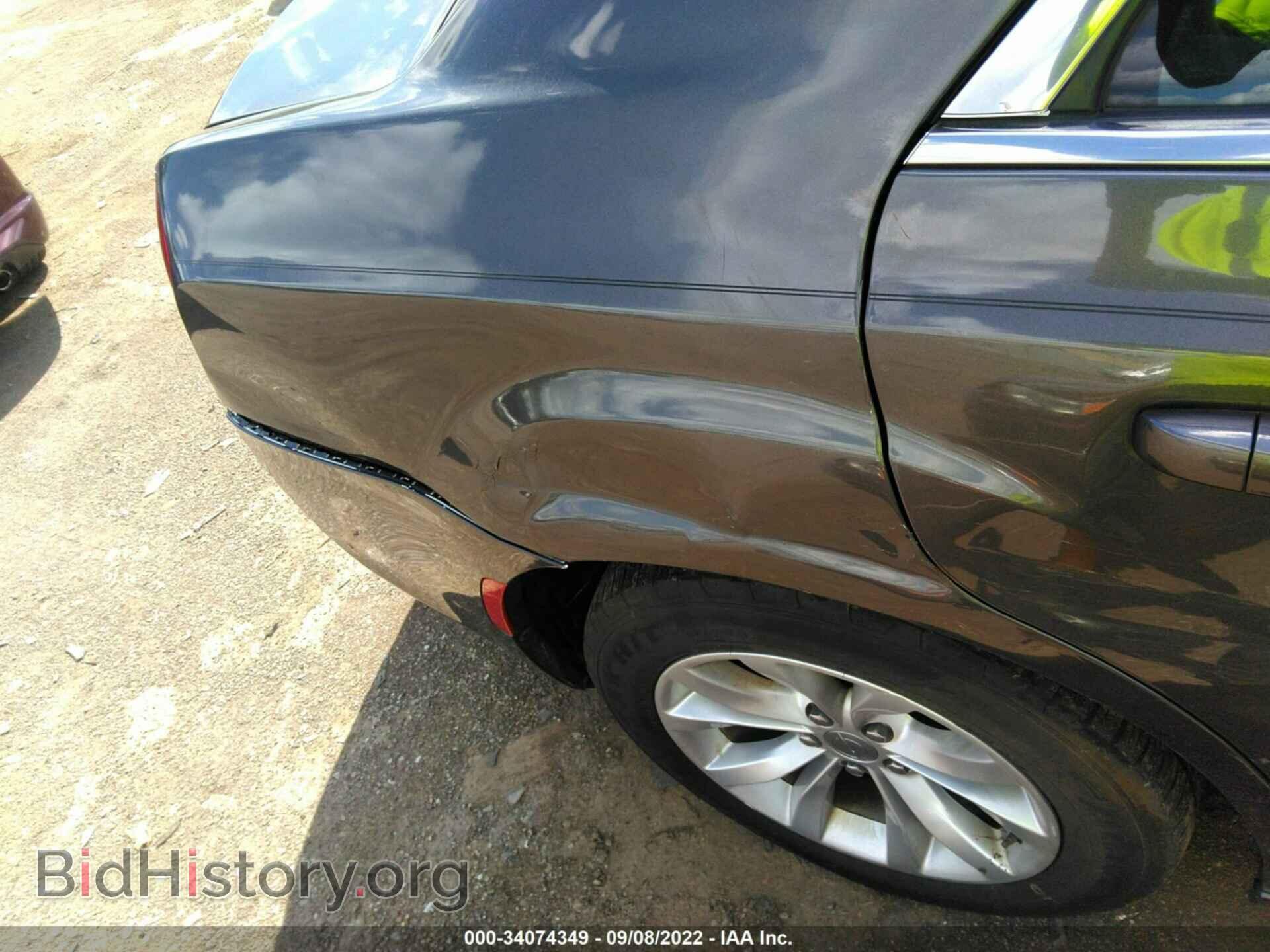 2015 CHRYSLER 300 - VIN: 2C3CCAAG6FH807296 - Фото 6