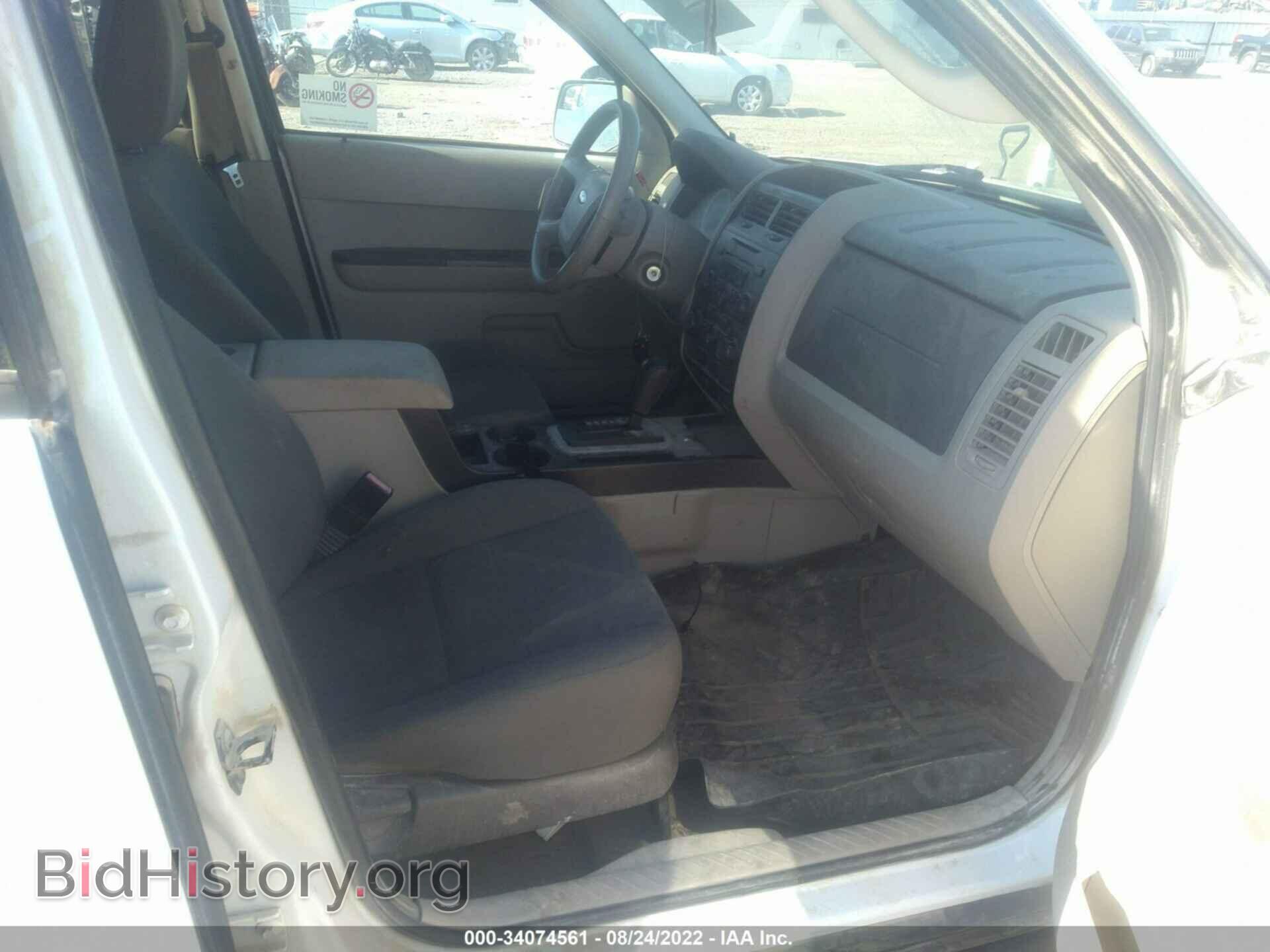2010 FORD ESCAPE - VIN: 1FMCU0C77AKC58804 - Фото 5