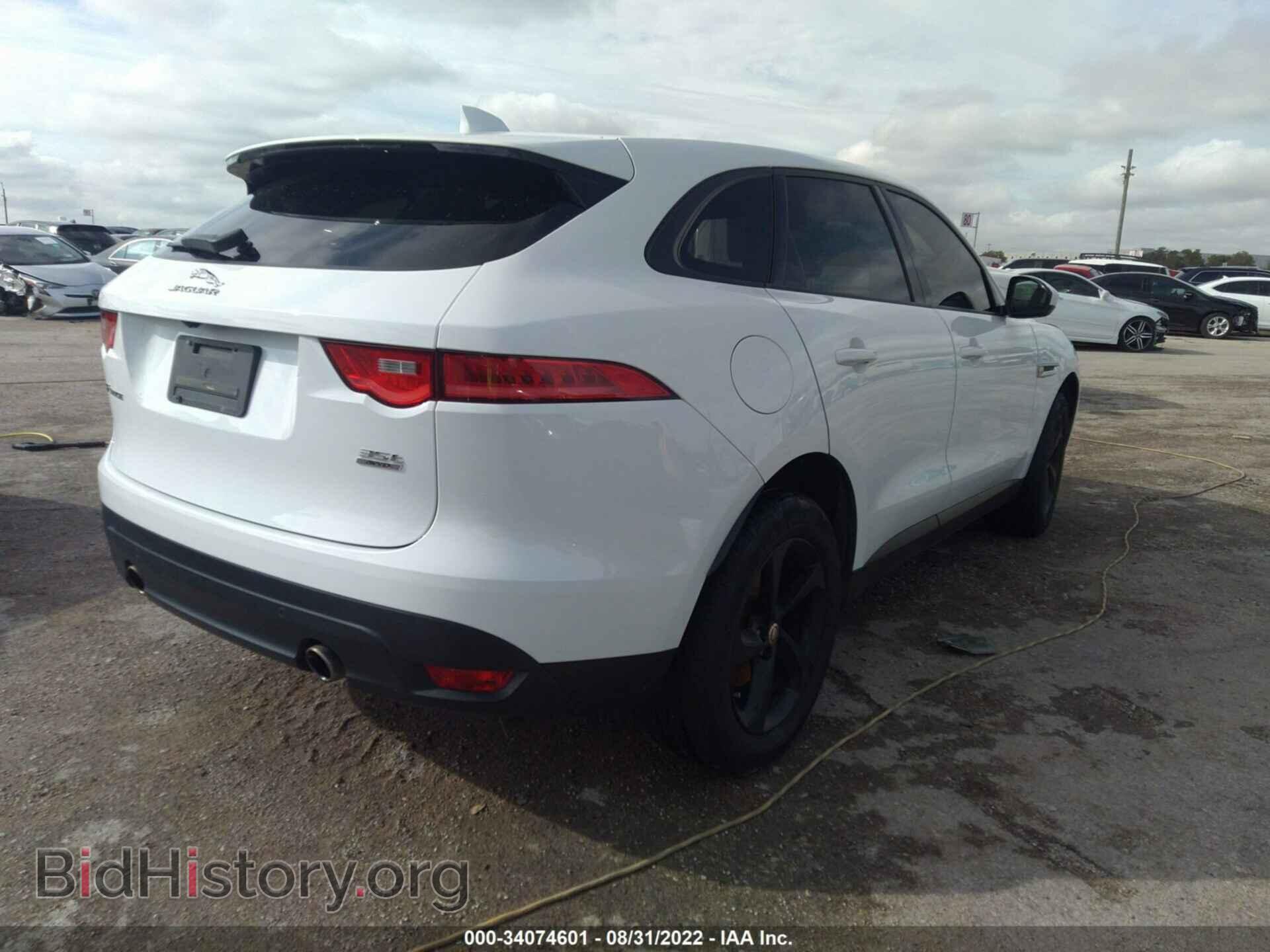2017 JAGUAR F-PACE - VIN: SADCJ2BVXHA899460 - Фото 4