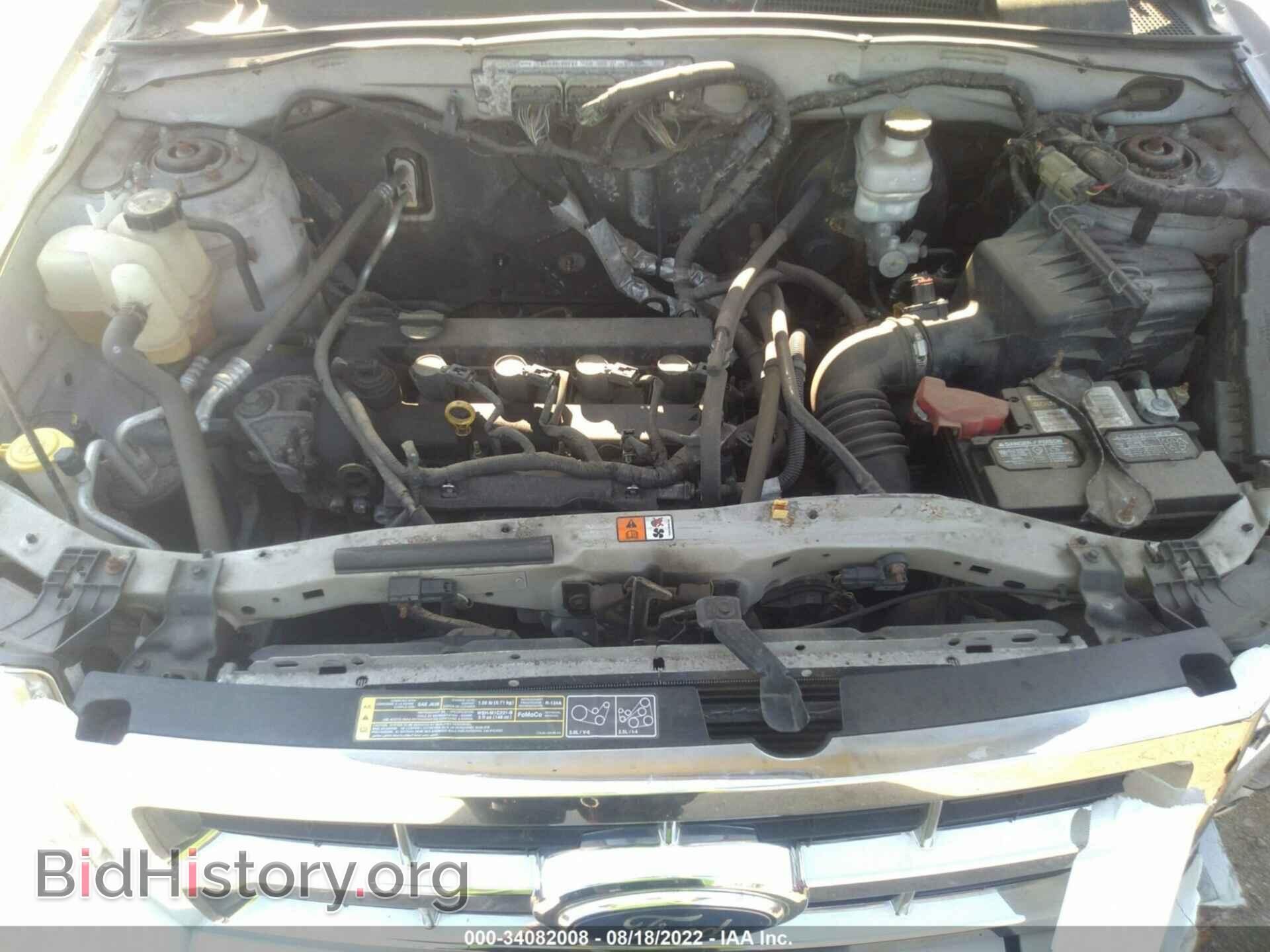 2011 FORD ESCAPE - VIN: 1FMCU0C7XBKA03212 - Фото 10