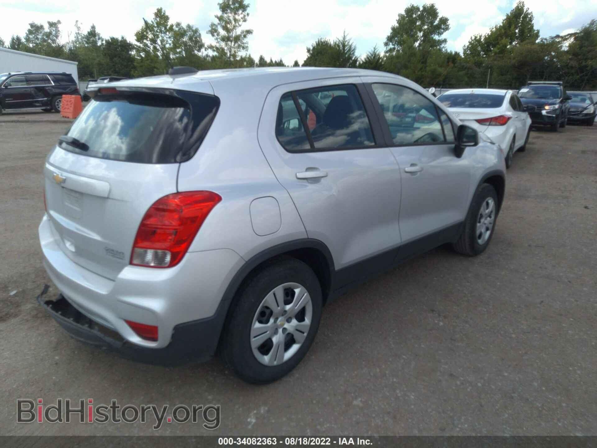 2017 CHEVROLET TRAX - VIN: 3GNCJKSB2HL281180 - Фото 4