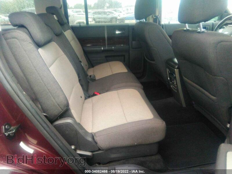 2011 Ford FLEX (VIN 2FMGK5CC0BBD34862) — photo 8 of 11