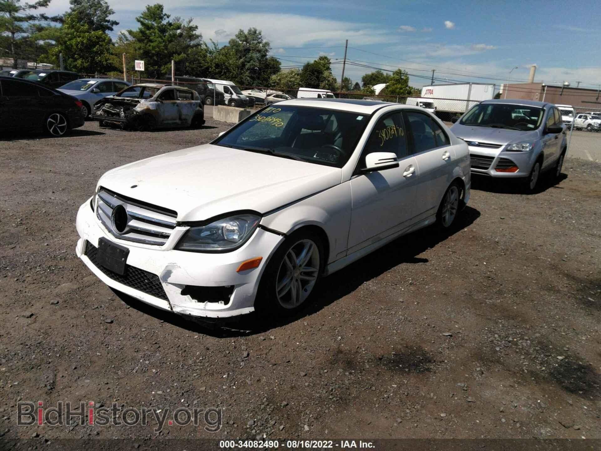 2012 MERCEDES-BENZ C-CLASS - VIN: WDDGF8BB6CA671123 - Фото 2