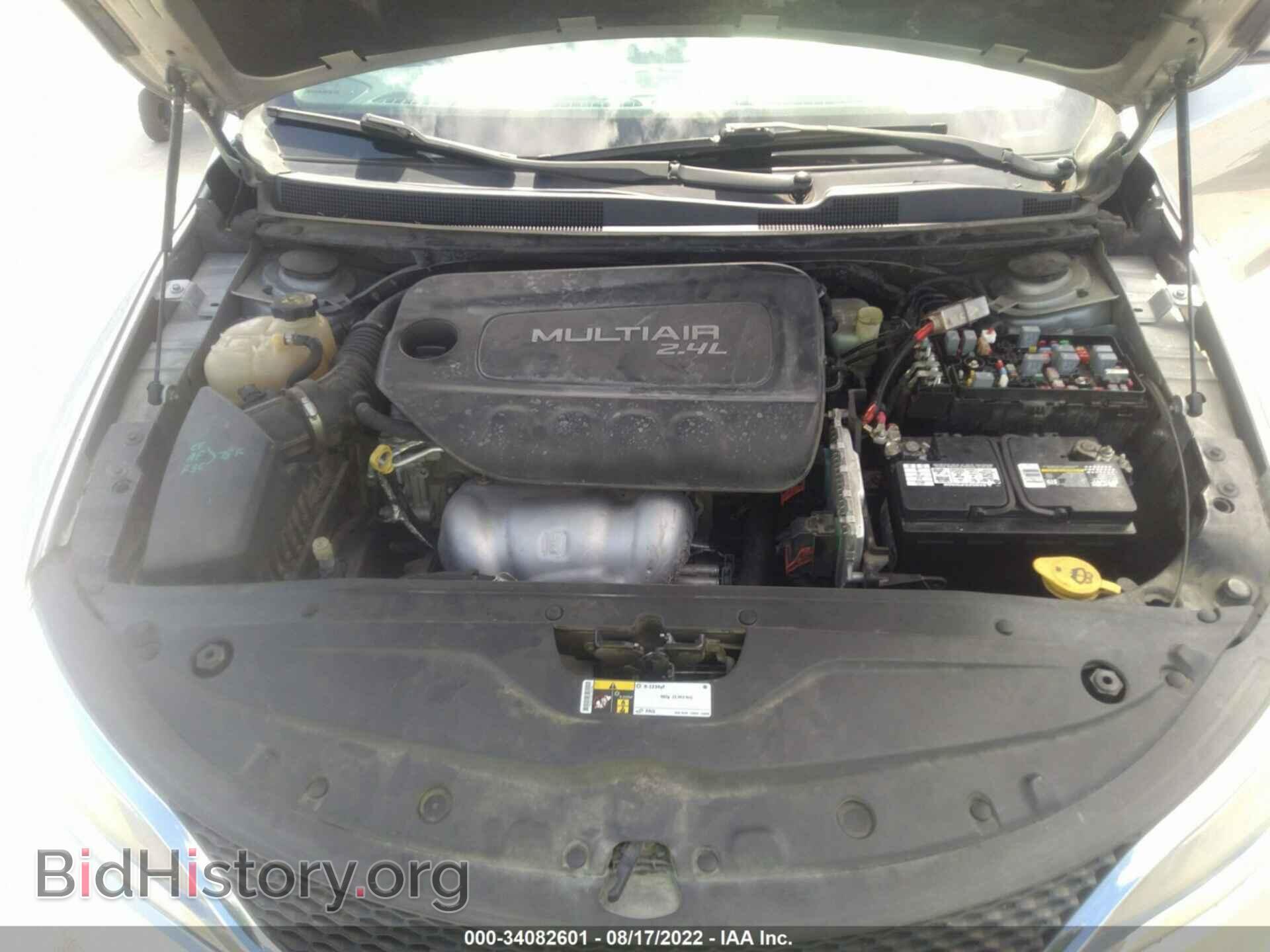 2015 CHRYSLER 200 - VIN: 1C3CCCAB2FN651569 - Фото 10