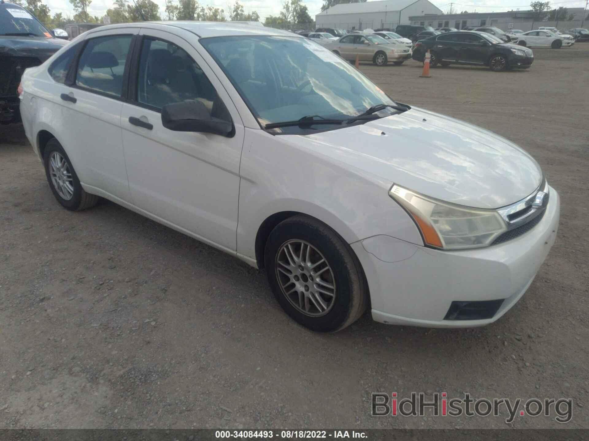 Photo 1FAHP3FN8AW109653 - FORD FOCUS 2010