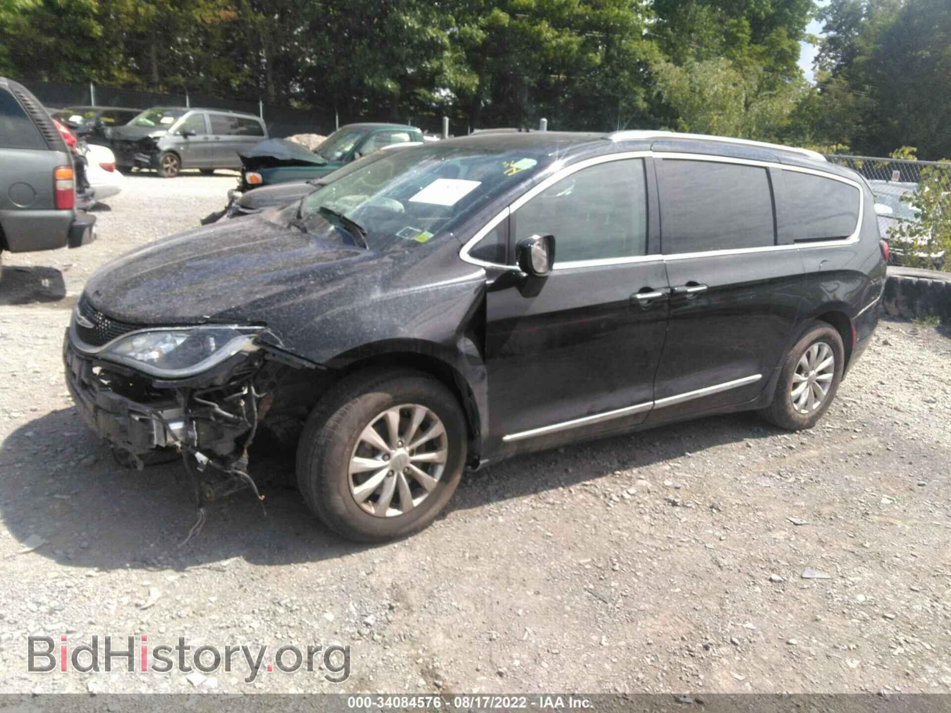 2019 CHRYSLER PACIFICA - VIN: 2C4RC1BG6KR609682 - Фото 2