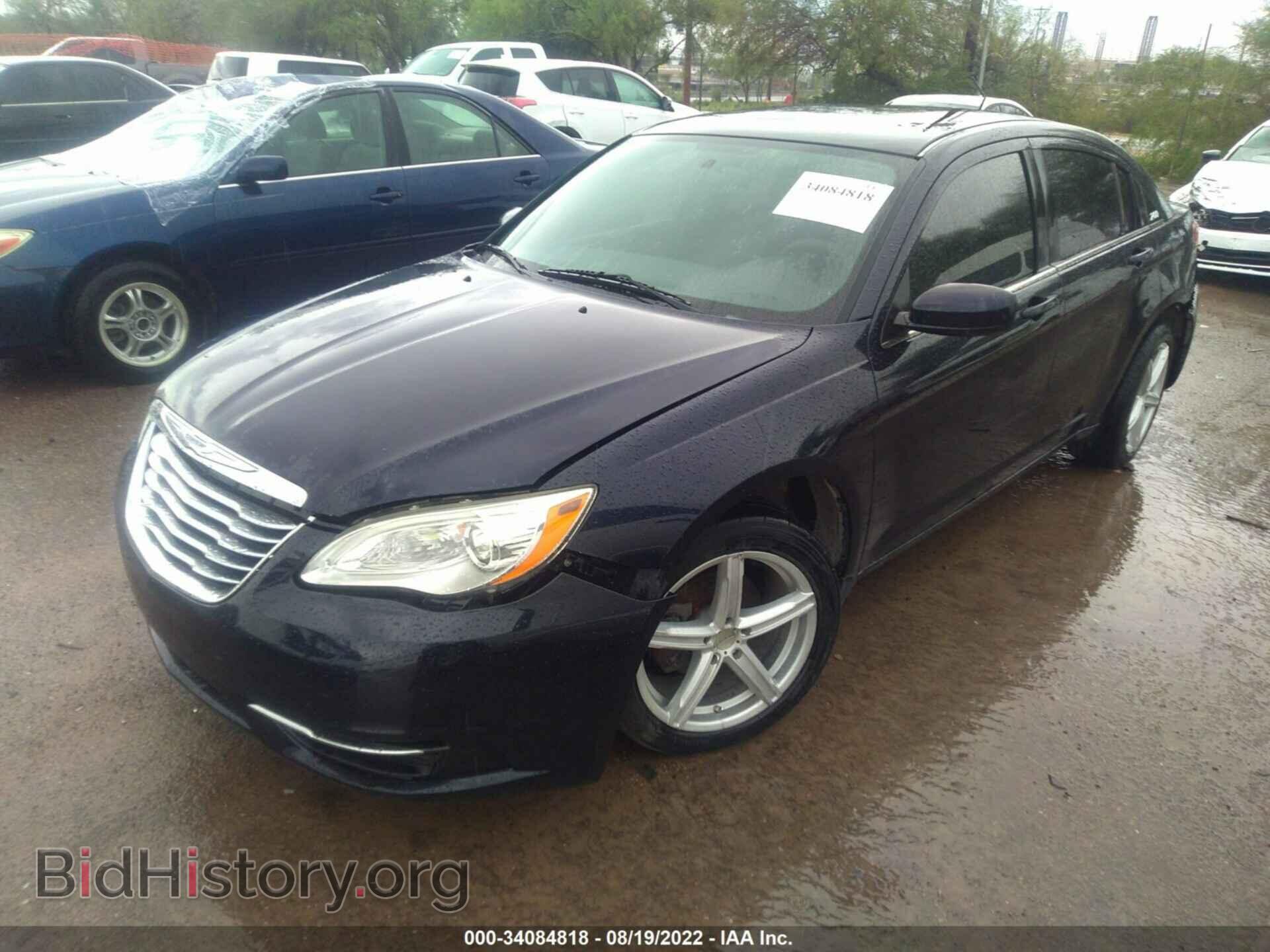 2012 CHRYSLER 200 - VIN: 1C3CCBBB8CN288392 - Фото 2