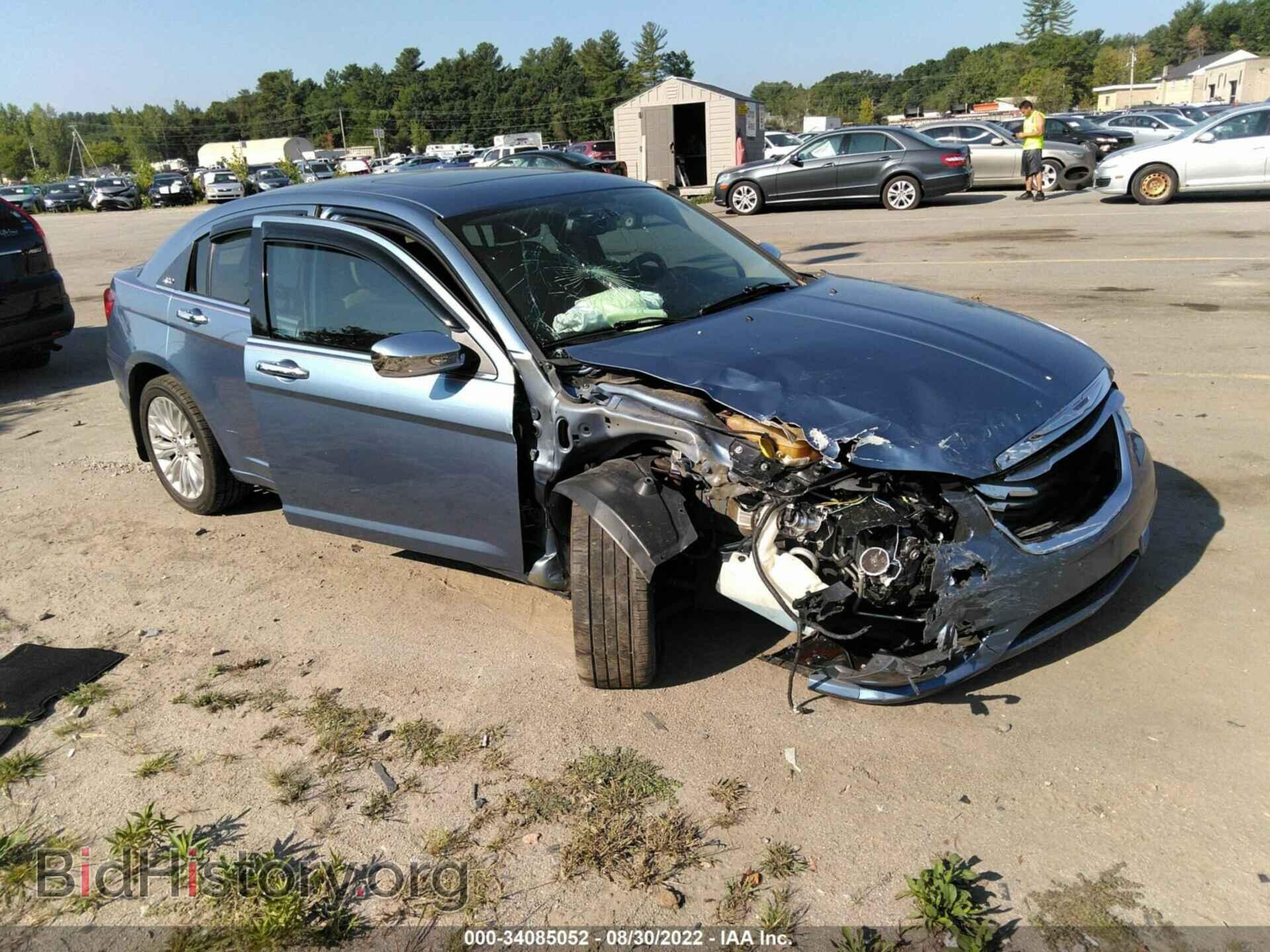 2011 CHRYSLER 200 - VIN: 1C3BC2FG4BN607402 - Фото 6
