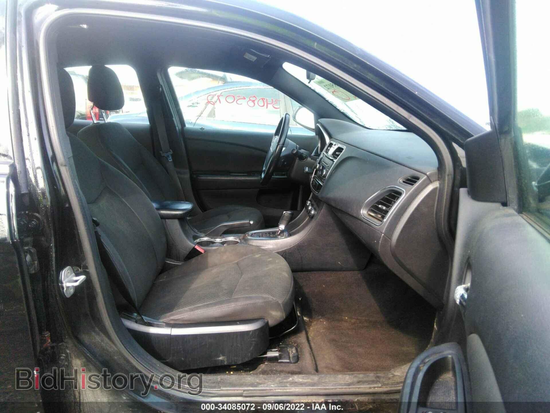 2011 CHRYSLER 200 - VIN: 1C3BC1FB4BN611559 - Фото 5