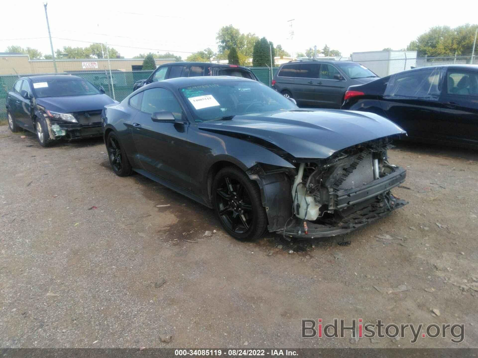 Photo 1FA6P8AM1G5332733 - FORD MUSTANG 2016