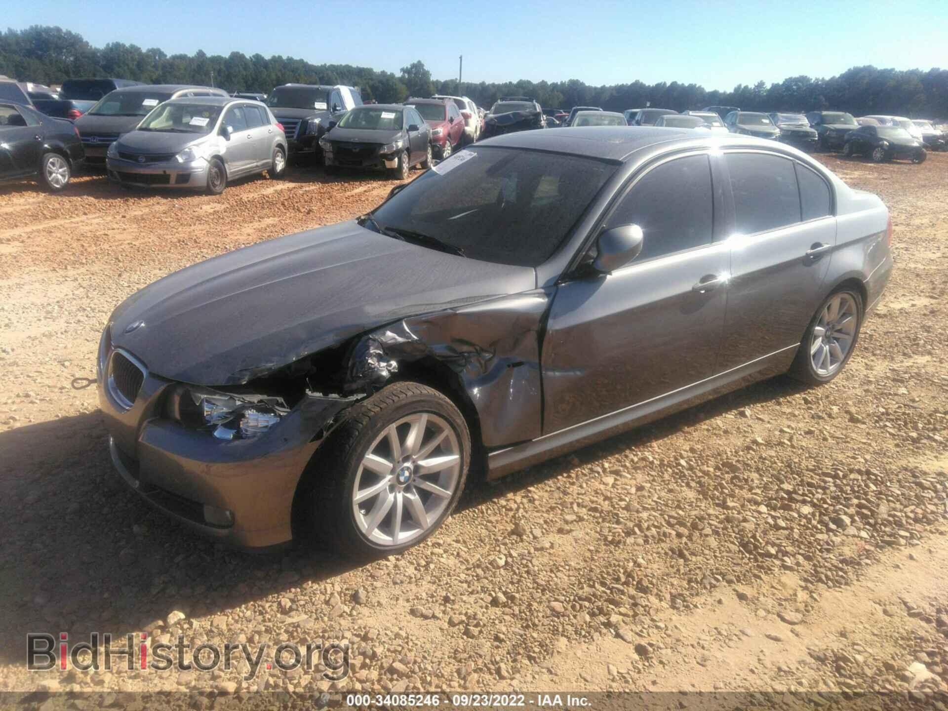 2011 BMW 3 SERIES - VIN: WBAPH7C5XBE680337 - Фото 2