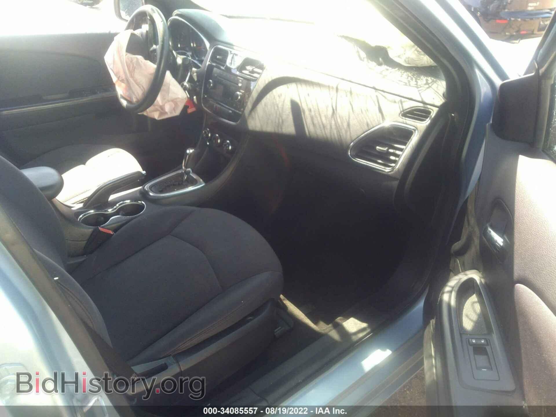 2013 CHRYSLER 200 - VIN: 1C3CCBAB4DN640936 - Photo 5