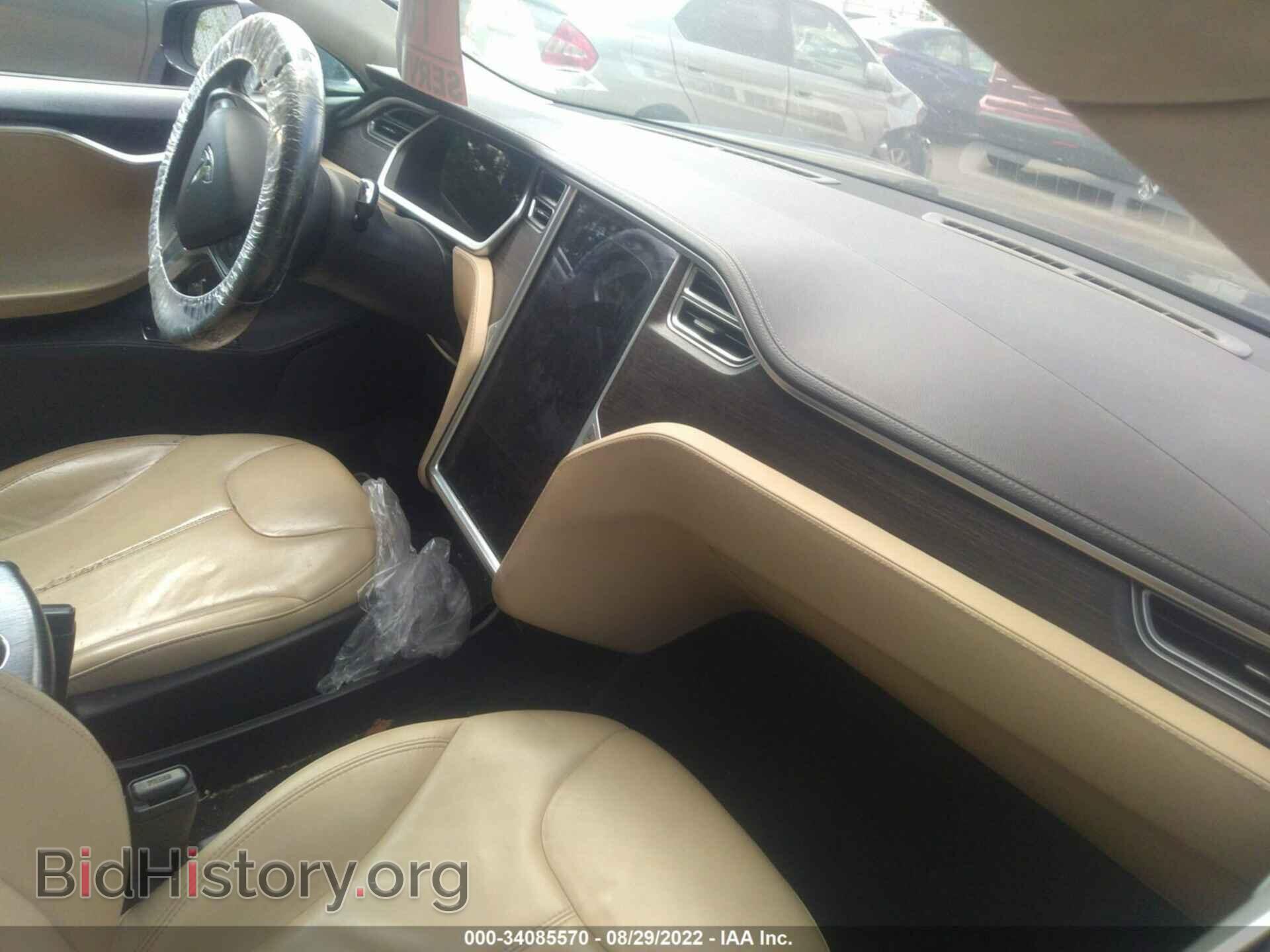 2014 TESLA MODEL S - VIN: 5YJSA1H12EFP32843 - Фото 5