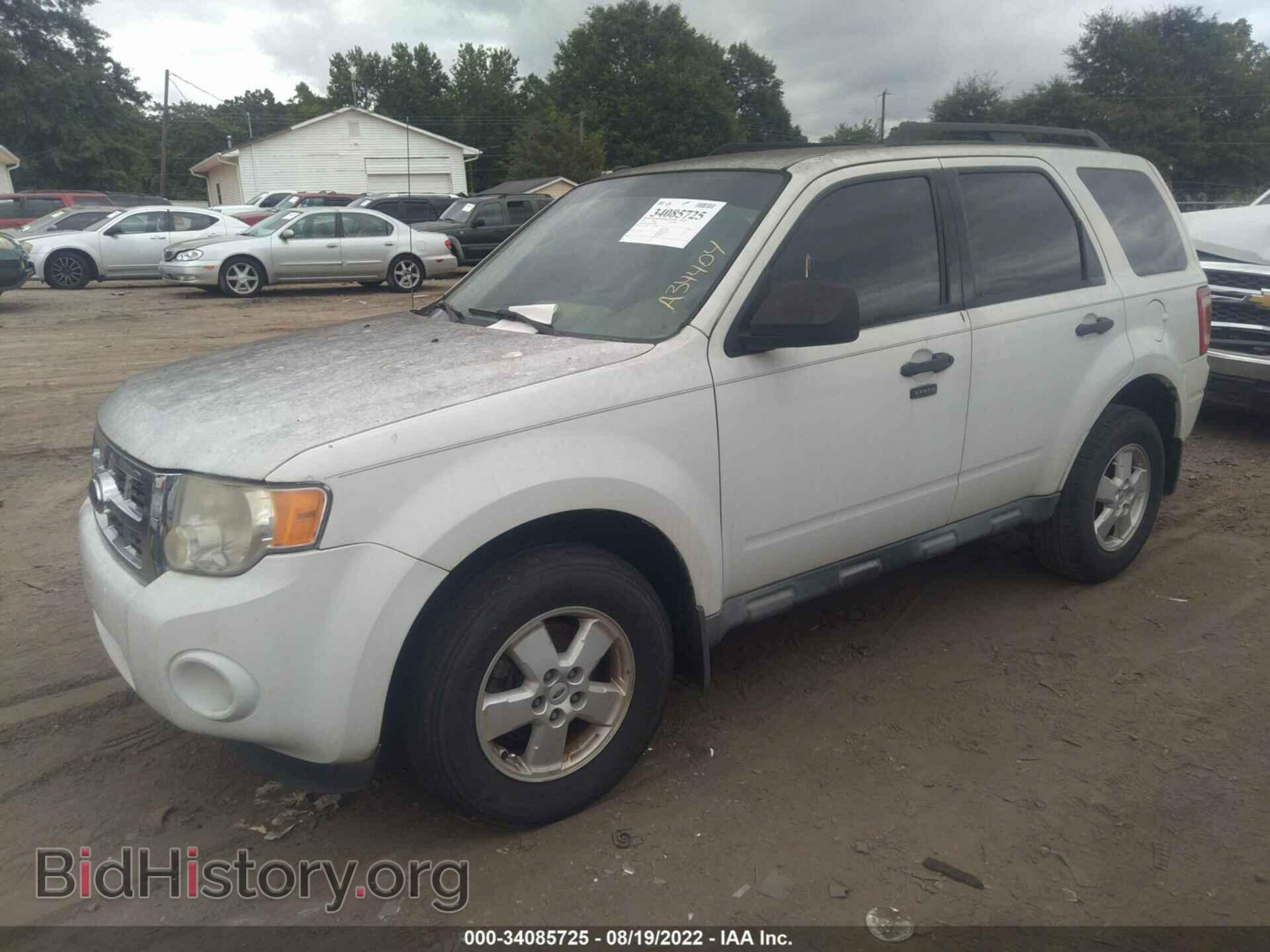 2010 FORD ESCAPE - VIN: 1FMCU0D71AKA34409 - Фото 2