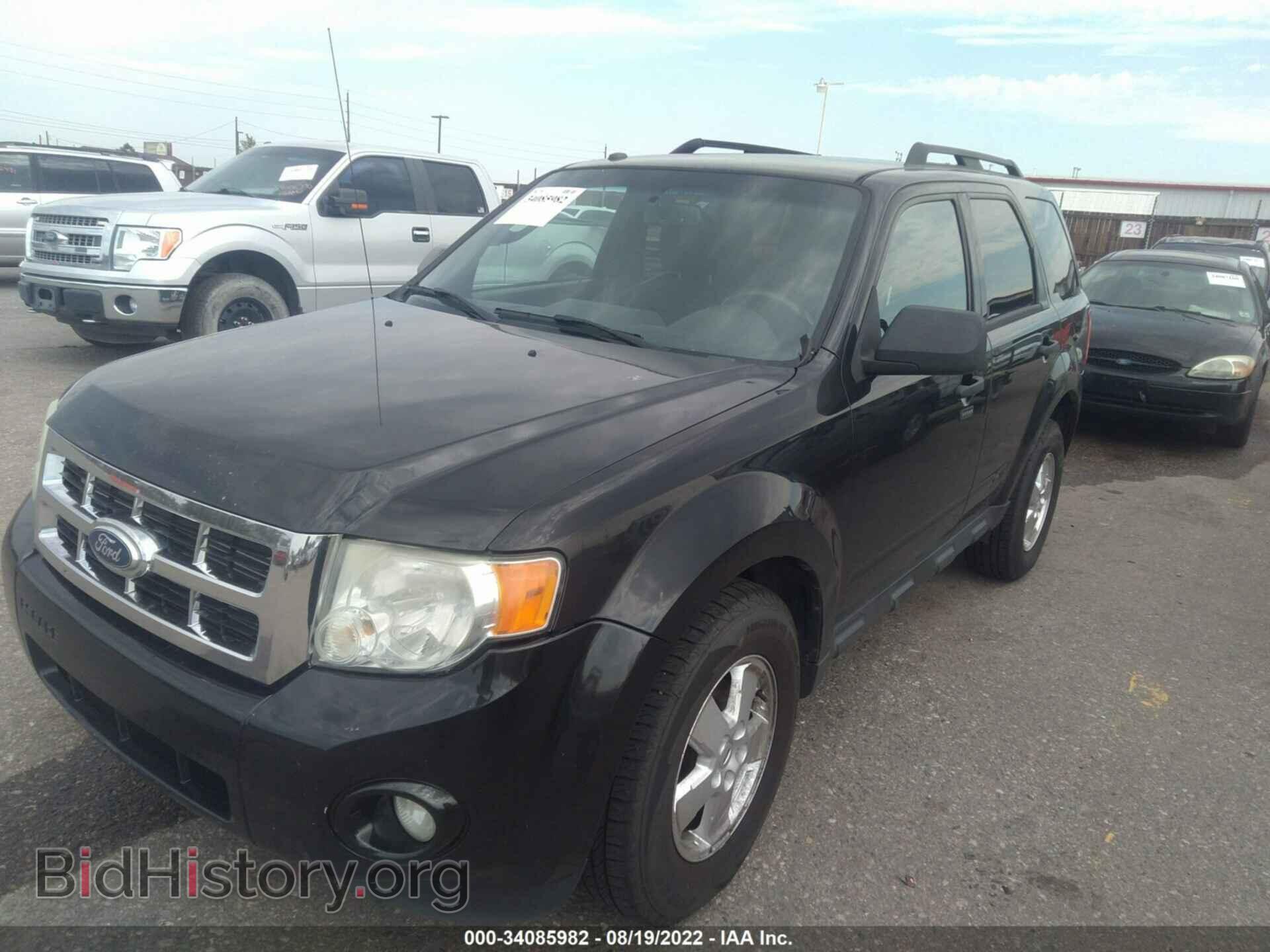 2011 FORD ESCAPE - VIN: 1FMCU9D70BKB37035 - Фото 2